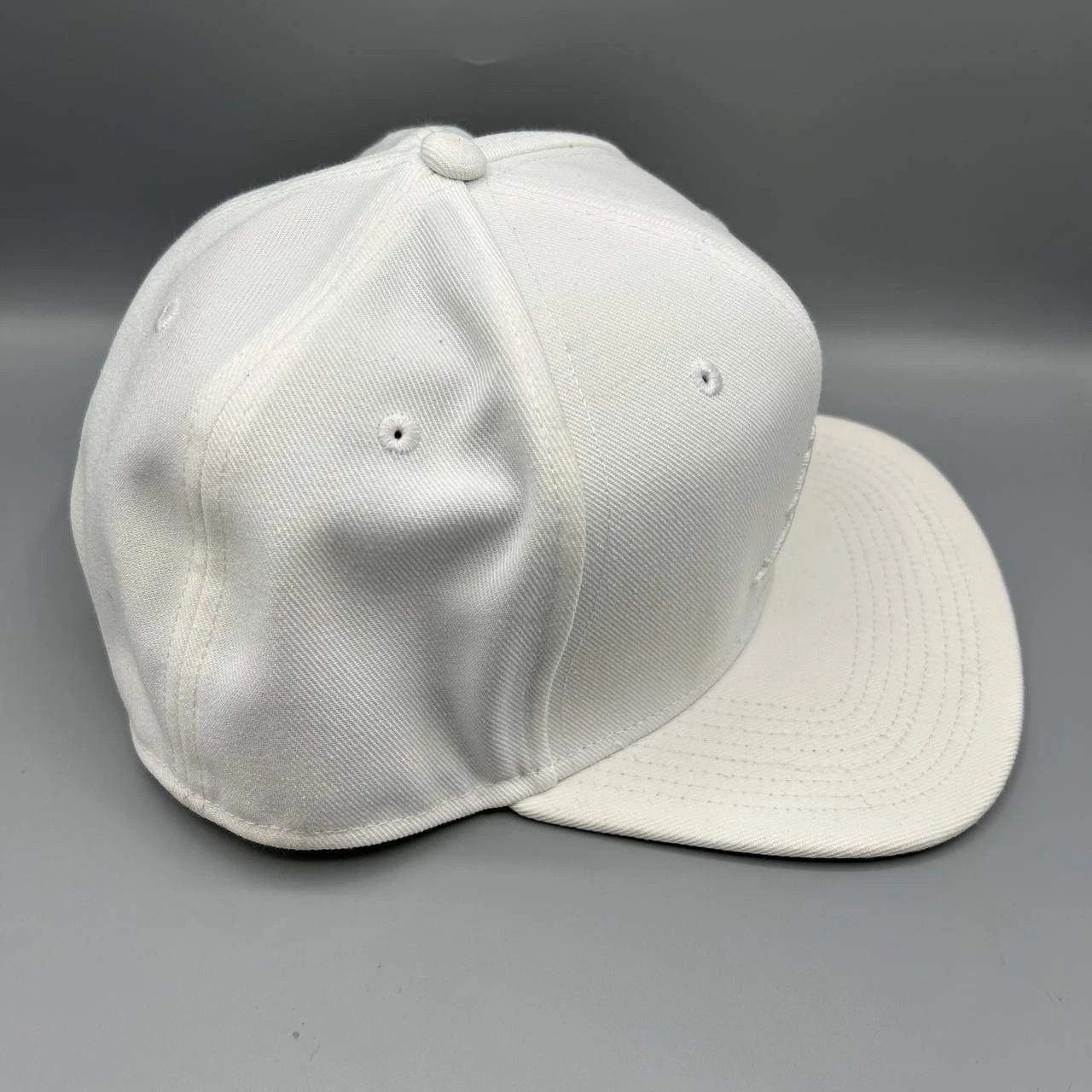 Jordan Brand Air Jordan Hat Men White Black Embroidered Logo Snap Back Size ONE SIZE - 7 Thumbnail