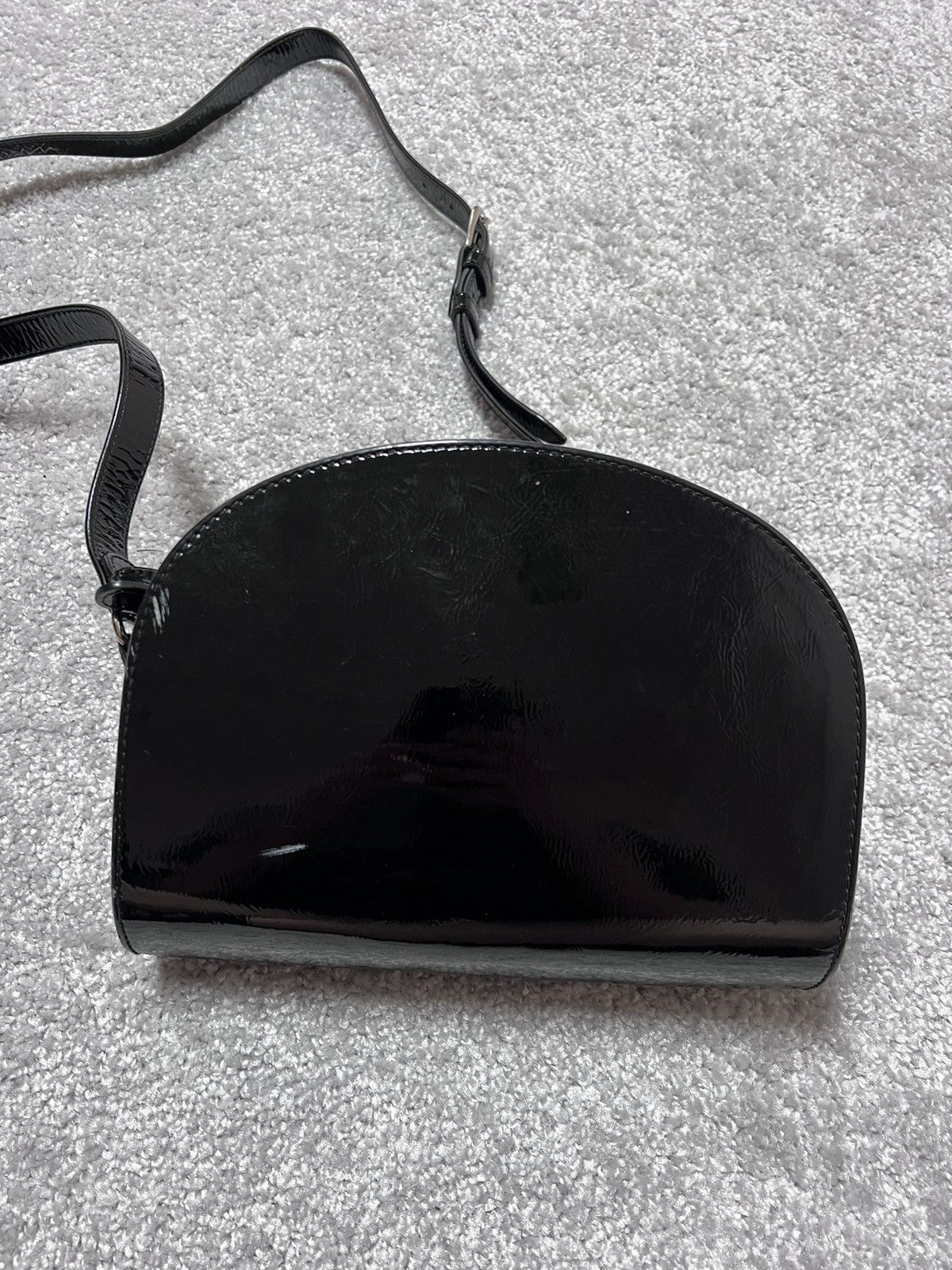A.P.C. A.P.C Demi Lune Patent Leather Crossbody Bag Size ONE SIZE - 6 Thumbnail
