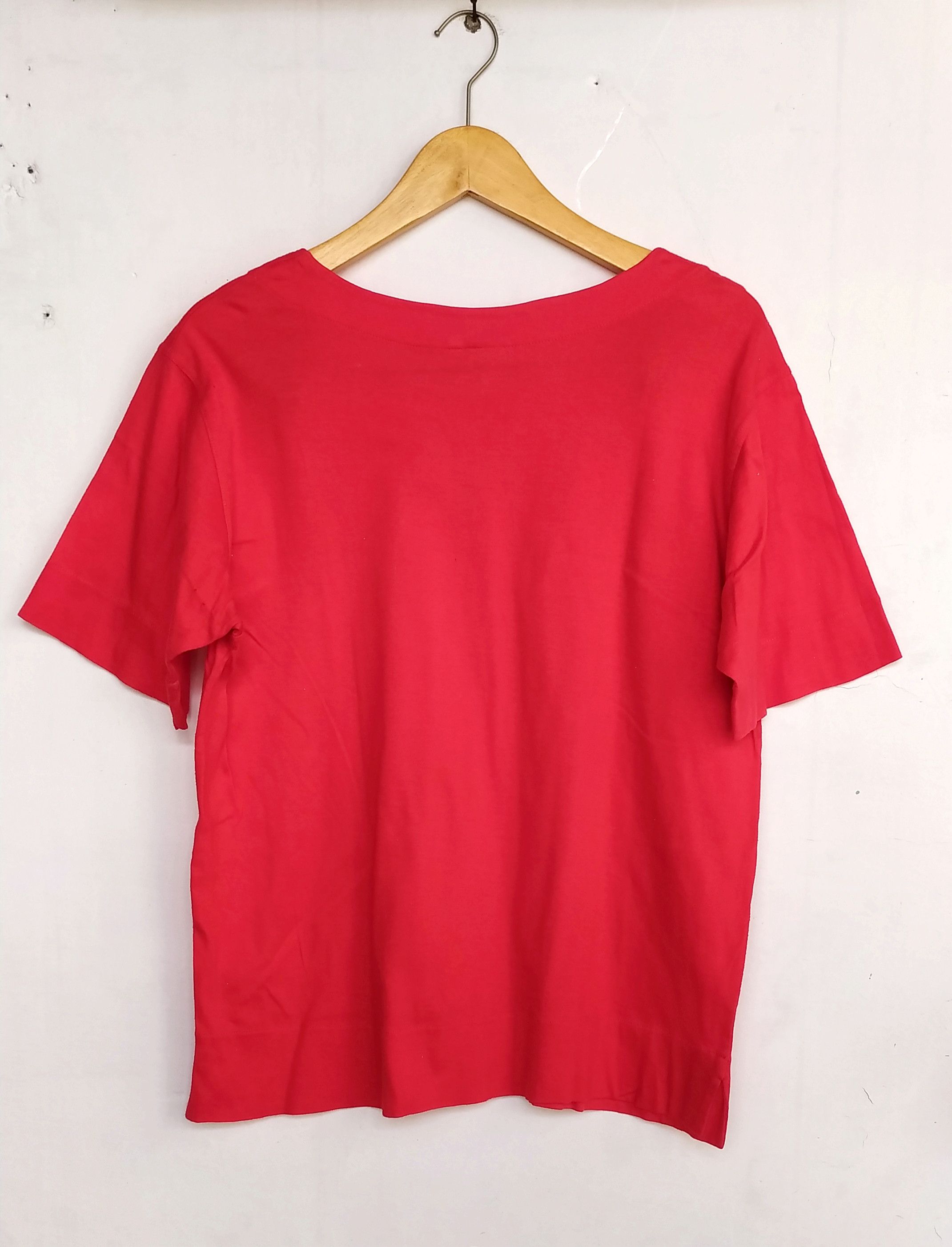 Yves Saint Laurent Vtg YVES SAINT LAUREN big logo unisex tee size L Size L / US 10 / IT 46 - 2 Thumbnail
