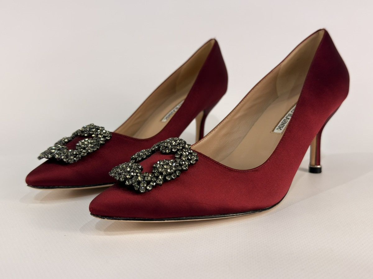 Manolo Blahnik Manolo Blahnik Hangisi 70 Burgundy Satin Pumps Size 39 Size US 9 / IT 39 - 7 Thumbnail