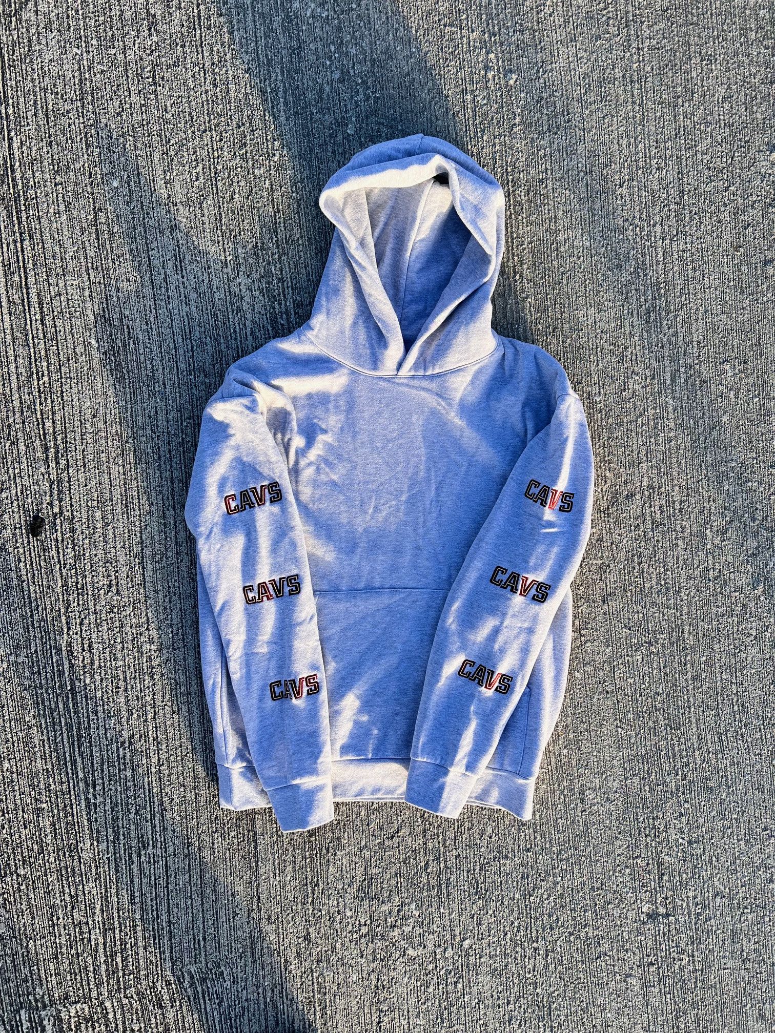 Prolific Cavs Cleveland Embroidered Hoodie Size US L / EU 52-54 / 3 - 3 Thumbnail