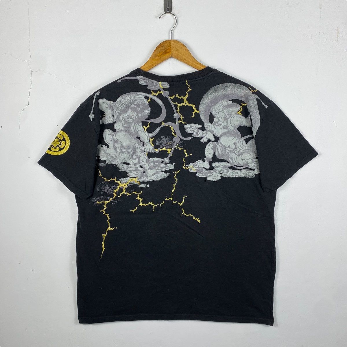 Japanese Brand Japanese Brand CURE ALL Sukajan Fujin Raijin Graphic Tee Size US L / EU 52-54 / 3 - 4 Thumbnail