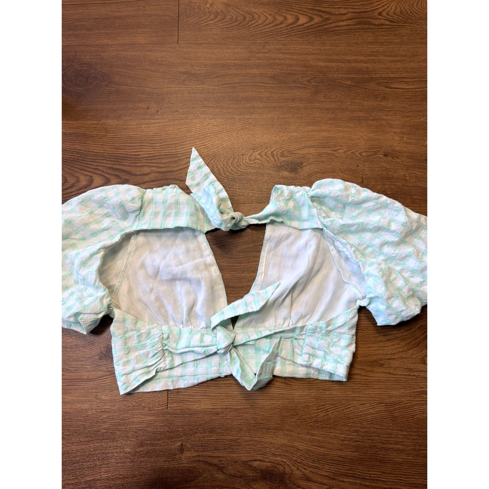 Zara Zara Gingham Tie Back Cropped Top Size L Green Seersucker Puff Sleeve V-Neck Shirt Womens Size L / US 10 / IT 46 - 4 Thumbnail
