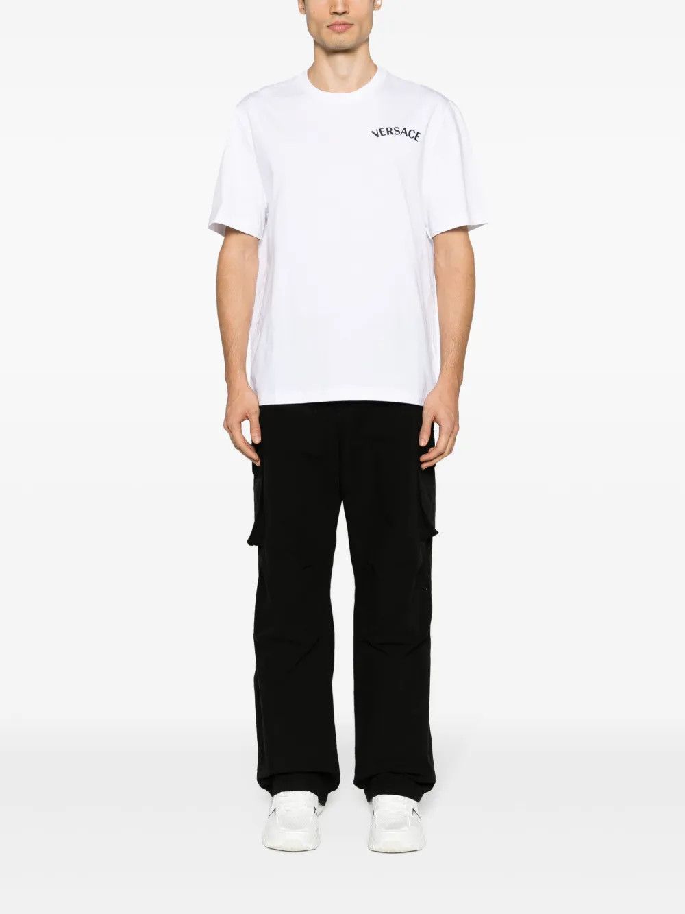 Versace o1y0525 Logo Crewneck T-Shirt in White Size US M / EU 48-50 / 2 - 5 Thumbnail