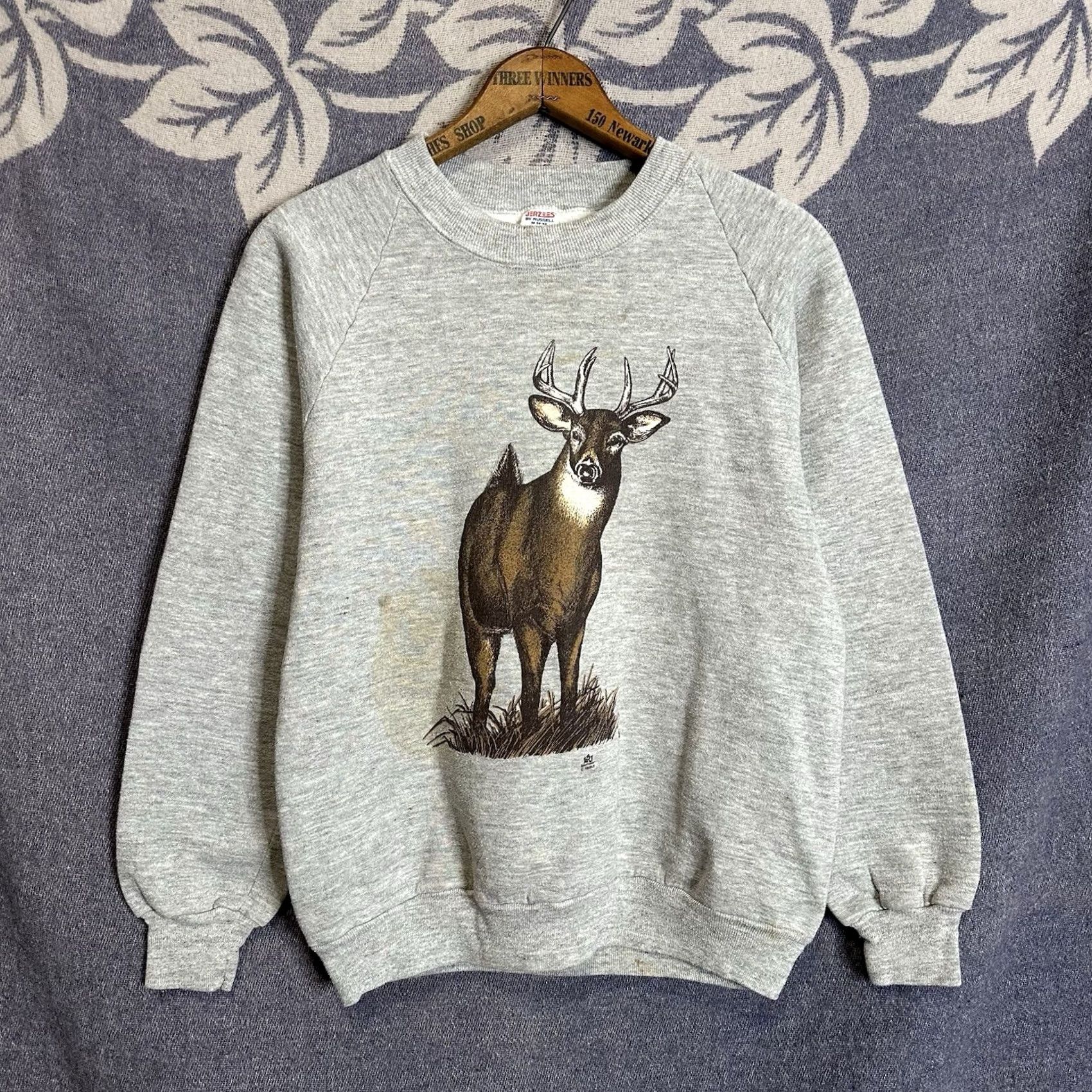 Jerzees VINTAGE Russell LSJ Sportswear Whitetail Deer Crewneck Raglan Sweatshirt M Grey Cotton Blend Fleece Graphic Print 90s Deer Mens Size US M / EU 48-50 / 2 - 2 Thumbnail