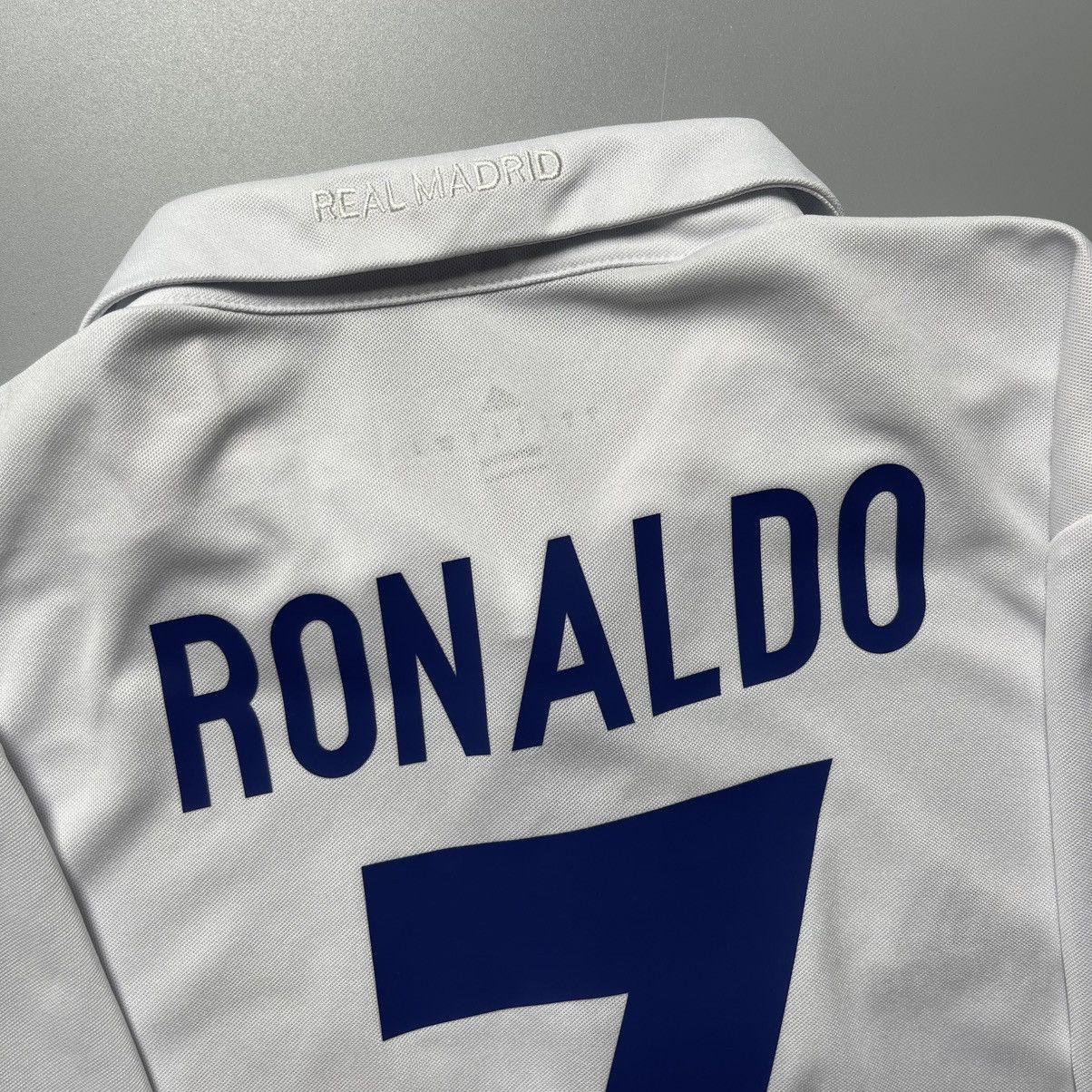 Adidas × Vintage REAL MADRID ADIDAS 2016/2017 FOOTBALL HOME JERSEY #7 RONALDO Size US S / EU 44-46 / 1 - 11 Thumbnail