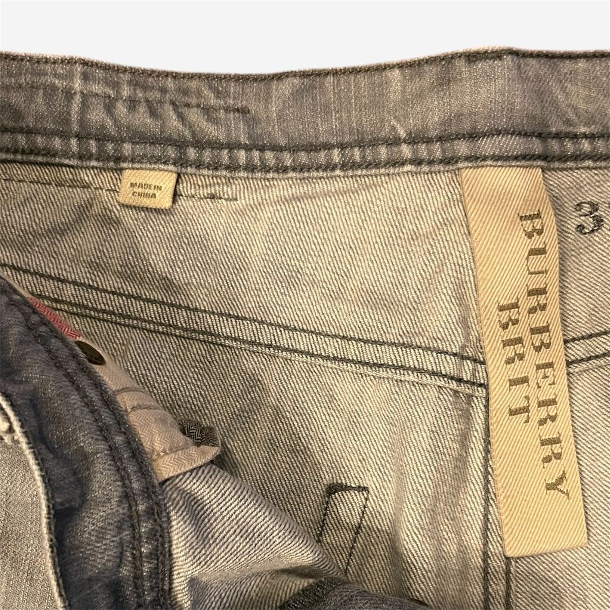 Burberry Burberry Denim Jeans in Grey Size US 32 / EU 48 - 4 Thumbnail