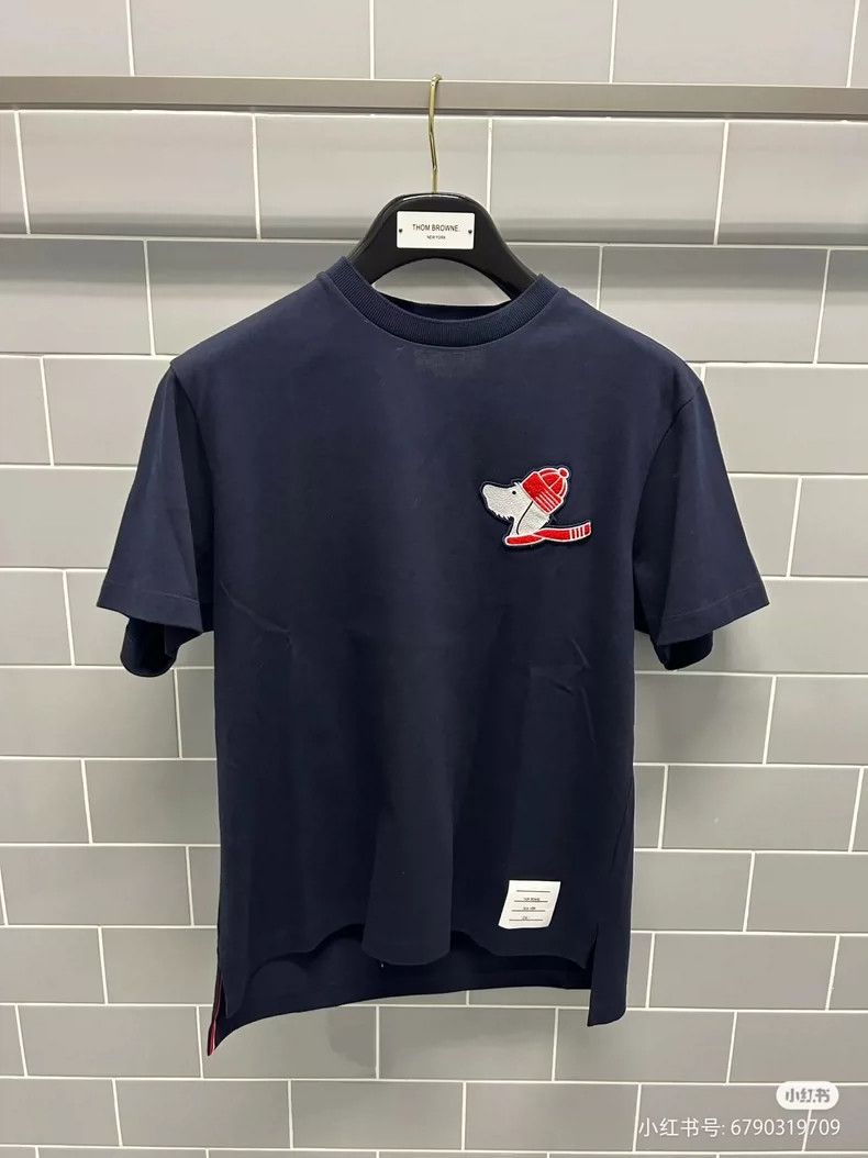 Thom Browne Thom Browne Short sleeve T-shirt with embroidered dog head Size US S / EU 44-46 / 1 - 2 Thumbnail