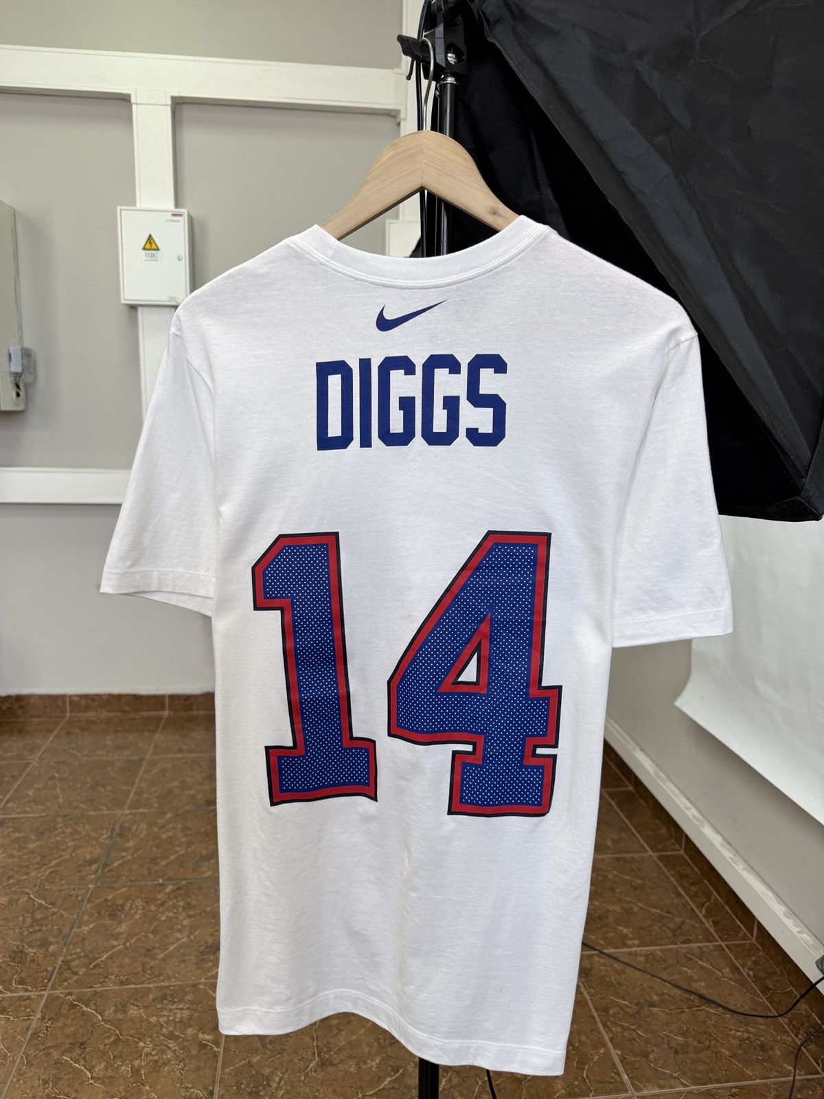 Nike 🏈🇺🇸 Nike Stefon Diggs Buffalo Bills #14 NFL Football T-Shirt Size US M / EU 48-50 / 2 - 2 Thumbnail