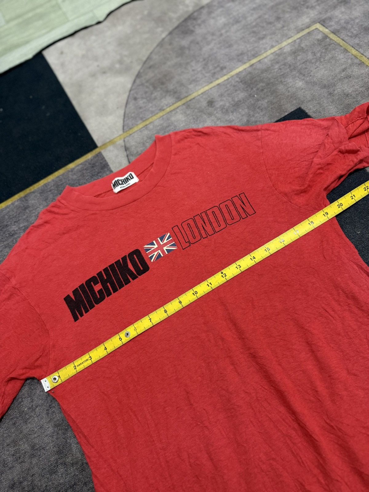Michiko Koshino London MICHIKO LONDON TSHIRT Size US M / EU 48-50 / 2 - 6 Thumbnail