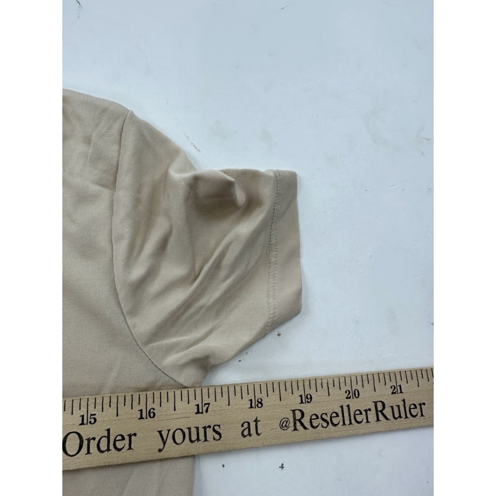 Zara Zara Shirt Womens Small Beige Crew Neck Essential Shirt T-Shirt Short Sleeve Crew Neck Pullover Basic Classic Beige Womens Size S Regular Solid Size S / US 4 / IT 40 - 6 Thumbnail