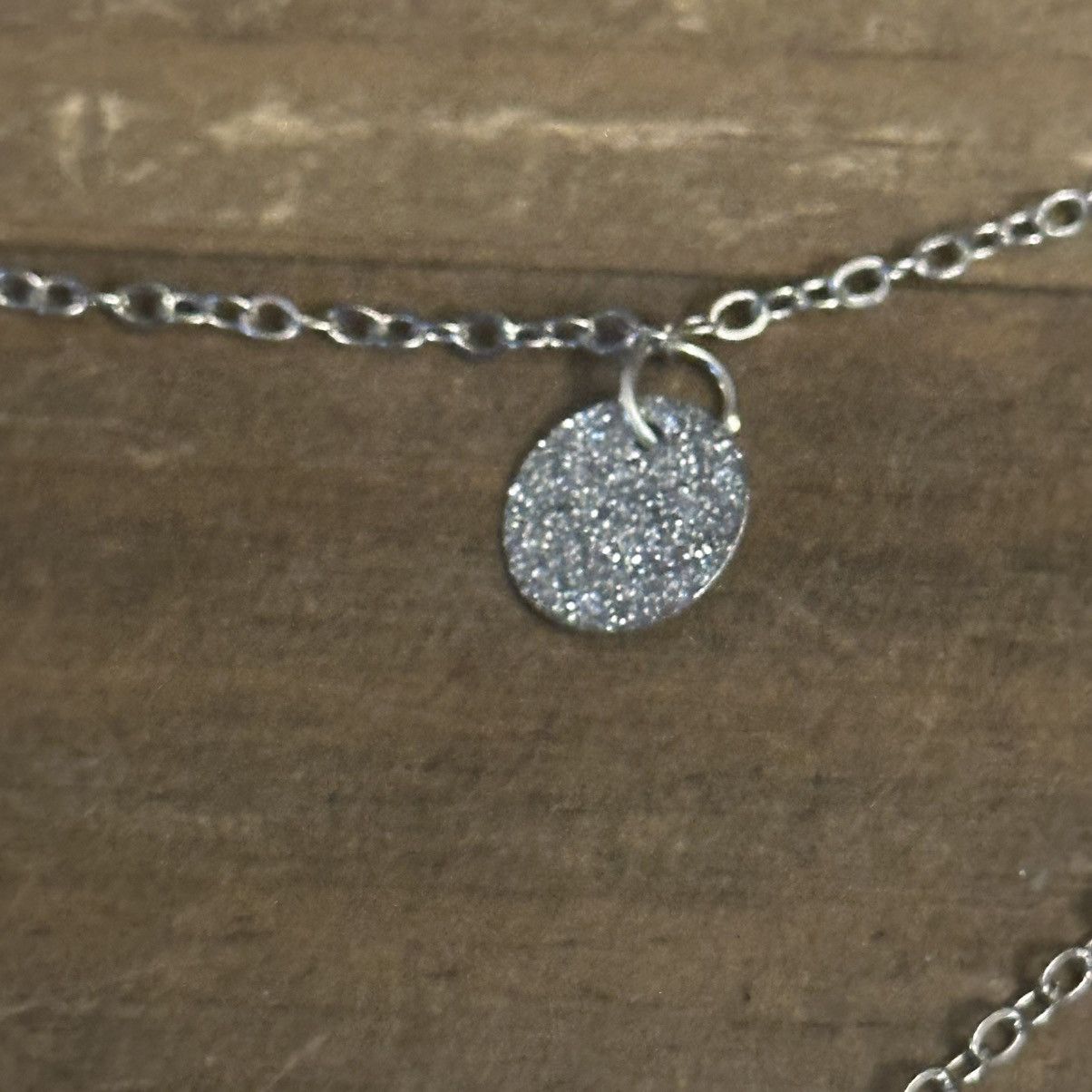Other Silver tone multi strand layered leaf & disc charm necklace Size ONE SIZE - 5 Thumbnail