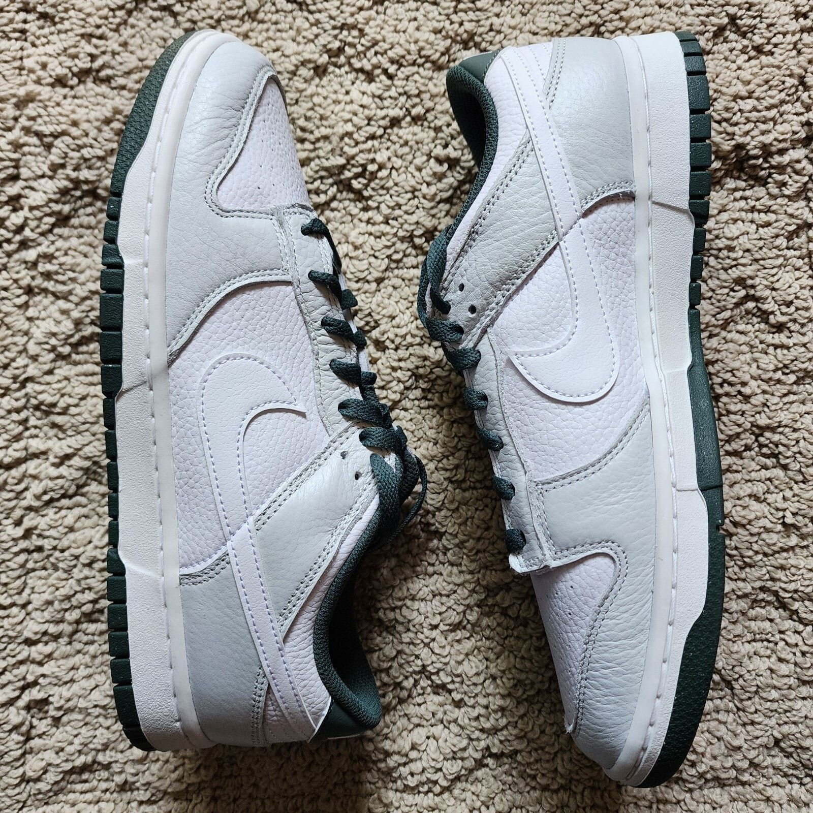 Nike Nike Dunk SE Low Photon Dust Vintage Green Brand New Sz 10 Size US 10 / EU 43 - 1 Thumbnail