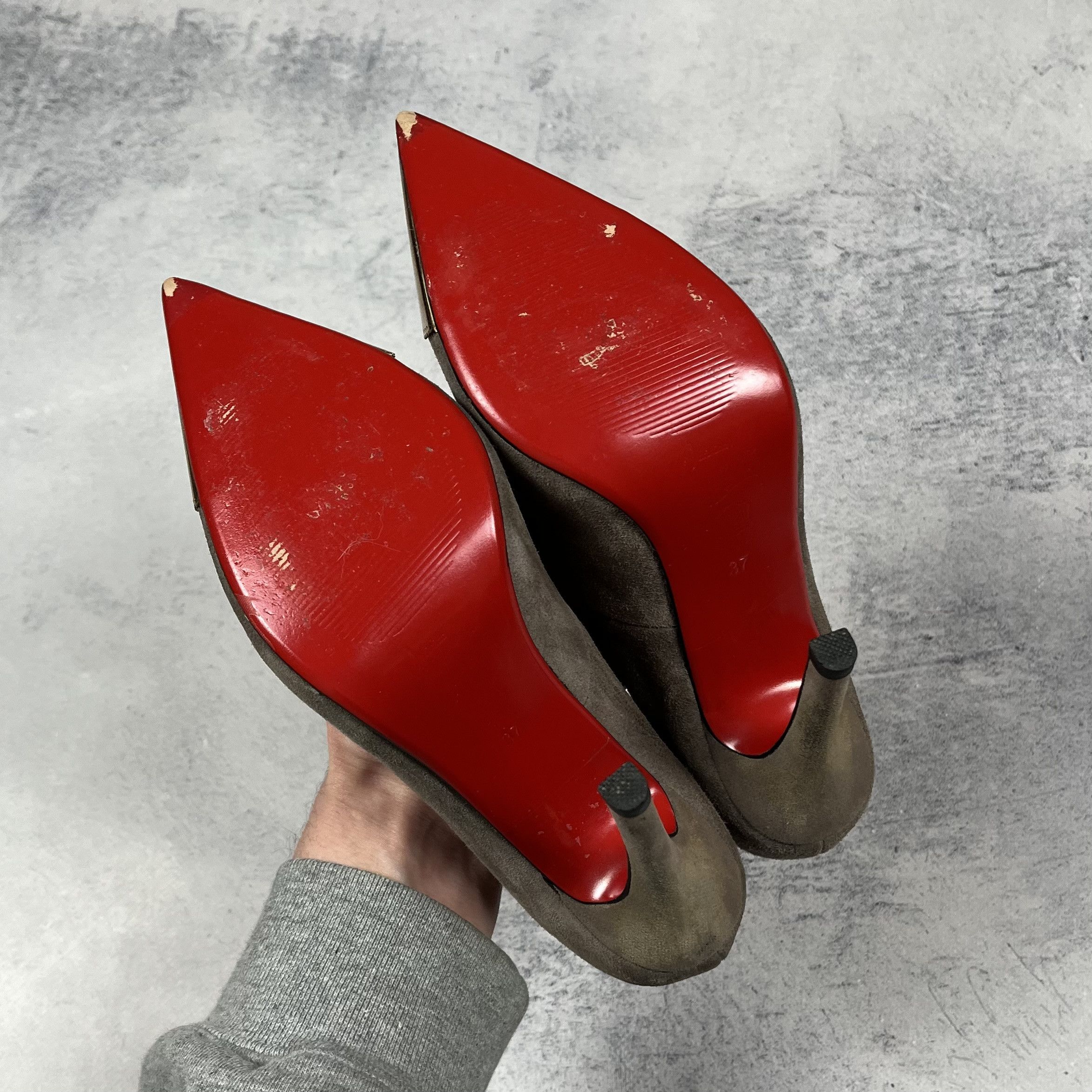 Christian Louboutin Christian Louboutin Suede Heels Size US 6.5 / IT 36.5 - 13 Thumbnail