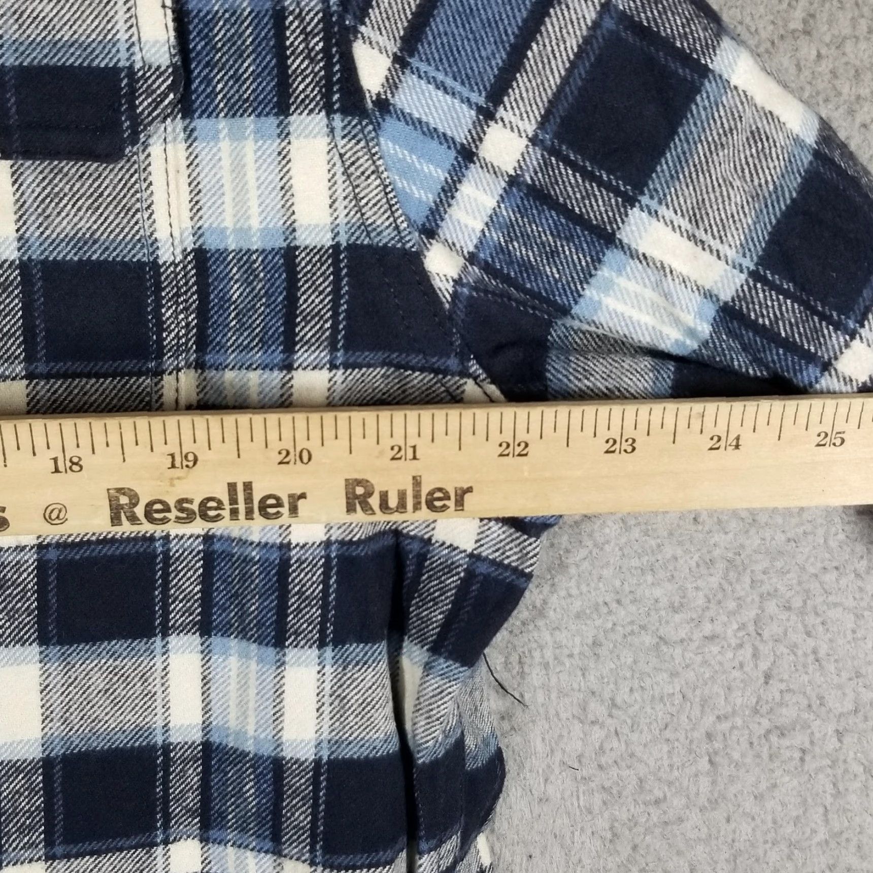 Vintage JACHS Flannel Shirt Mens LT Large Tall Blue Navy Plaid Long Sleeve Button Front Mens Lounging Casual Shirt Size US L / EU 52-54 / 3 - 7 Thumbnail