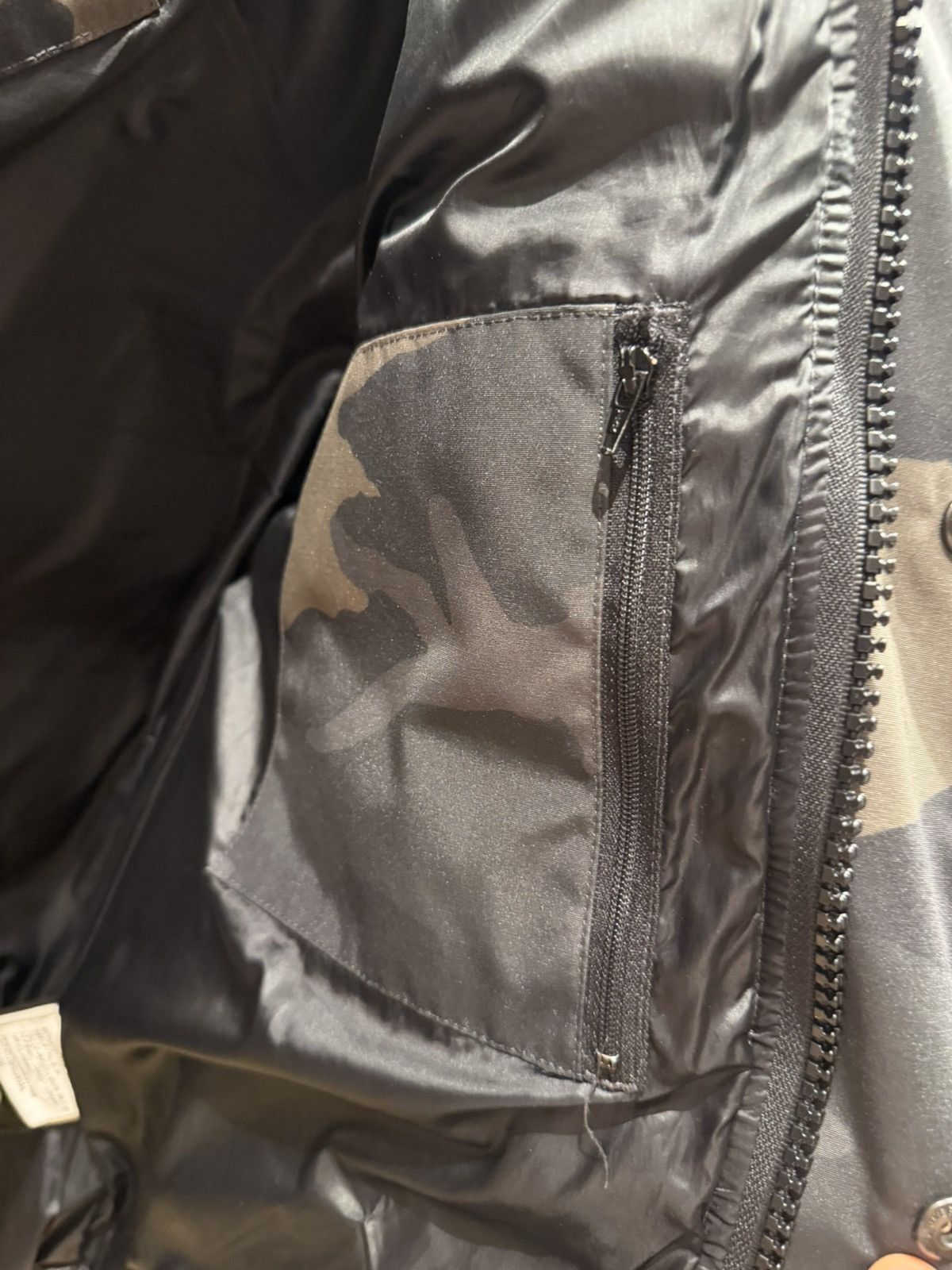 Canada Goose Canada Goose MacMillan Parka Black Camouflage size Medium Size US M / EU 48-50 / 2 - 10 Thumbnail