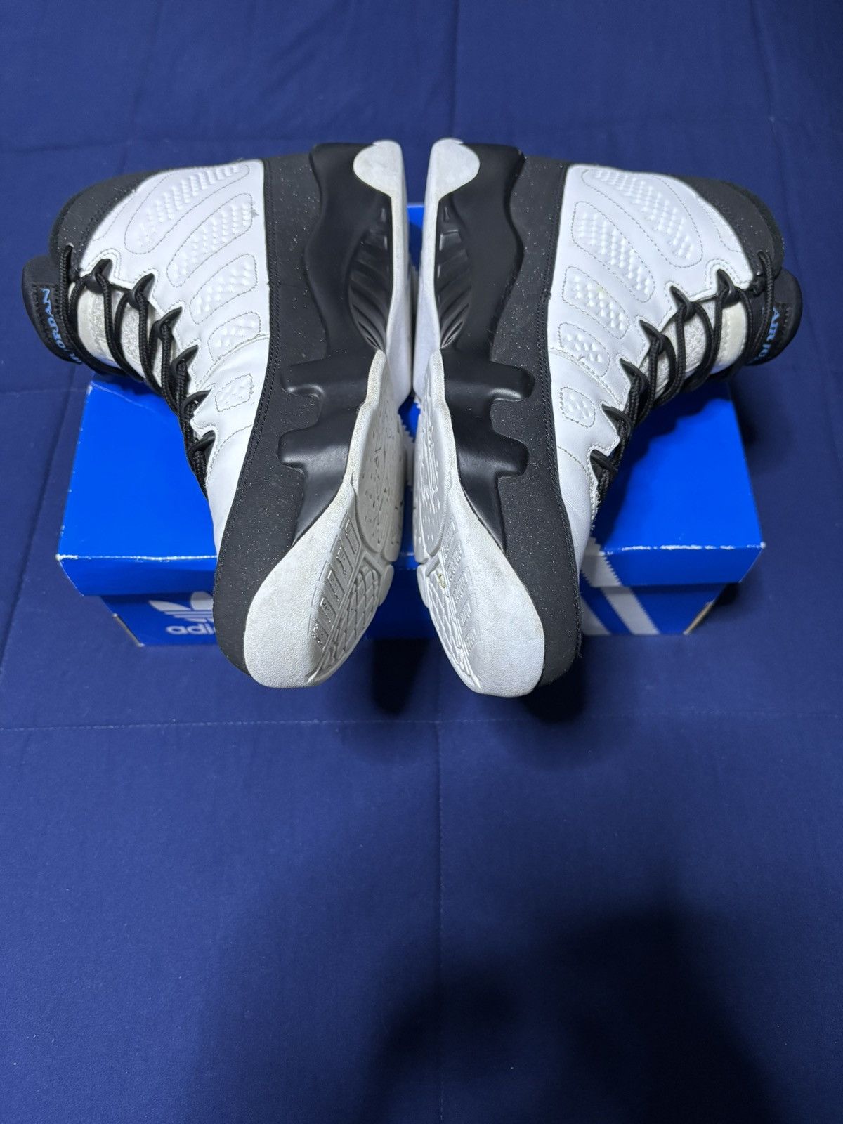 Jordan Brand Jordan 9 Retro University Blue 2020 Size 9 Size US 9 / EU 42 - 3 Thumbnail