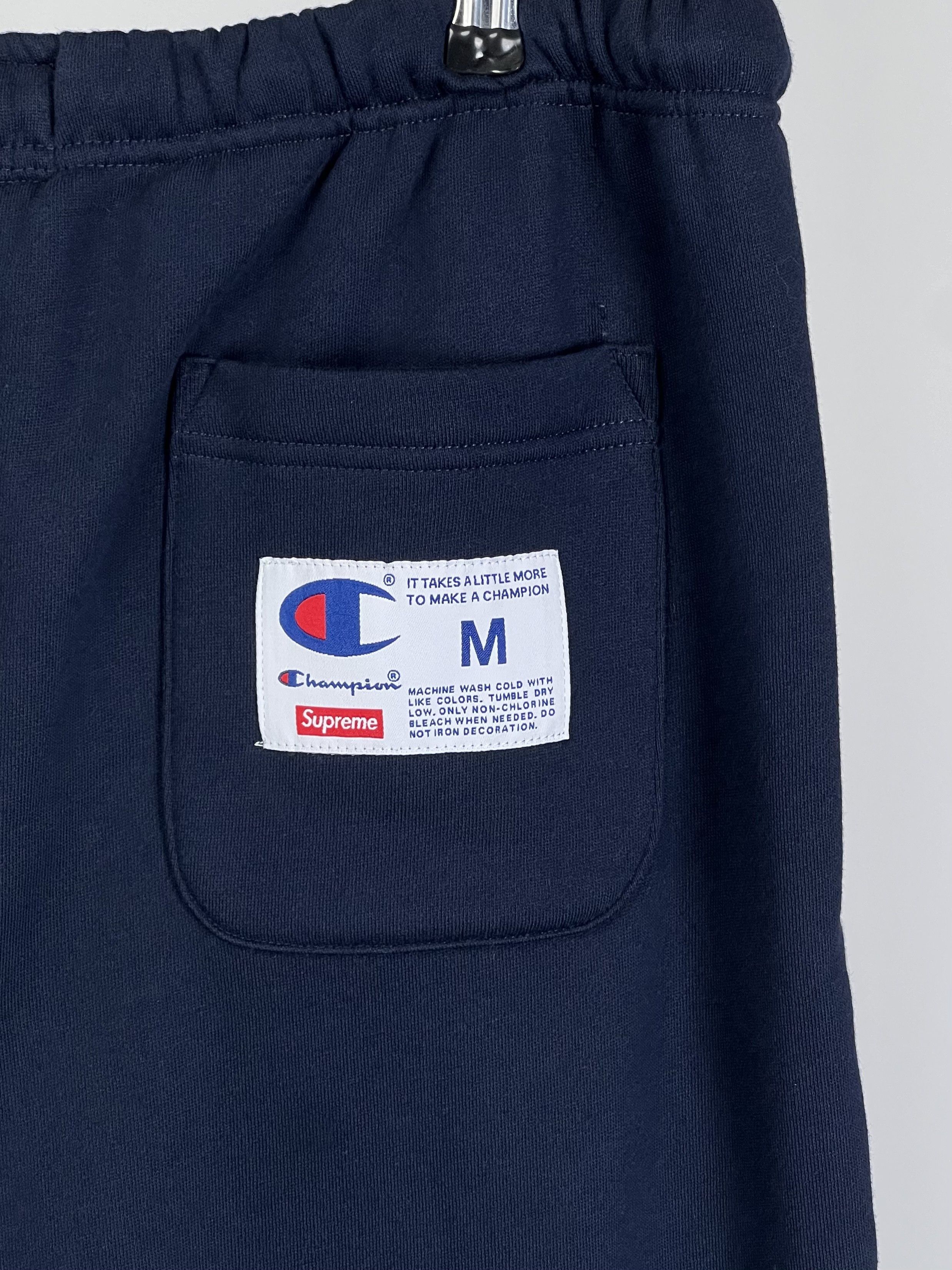 Champion × Supreme Brand New SUPREME®/CHAMPION® 3D METALLIC SWEATPANT FW18 M Size US 32 / EU 48 - 3 Thumbnail