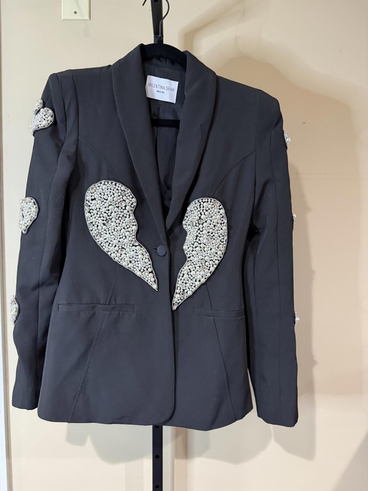 Other Valentina Shah Sz 2 Black Blazer Pearl Heart Embellishments Size XS / US 0-2 / IT 36-38 - 1 Thumbnail