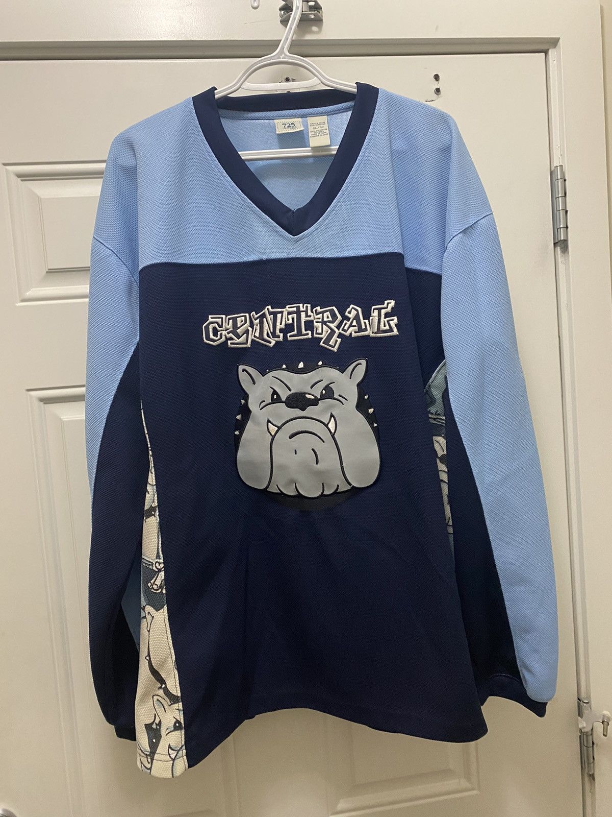 image of Vintage 925 Originals Central Jersey Bulldog 90’S Y2K in White, Men's (Size XL)