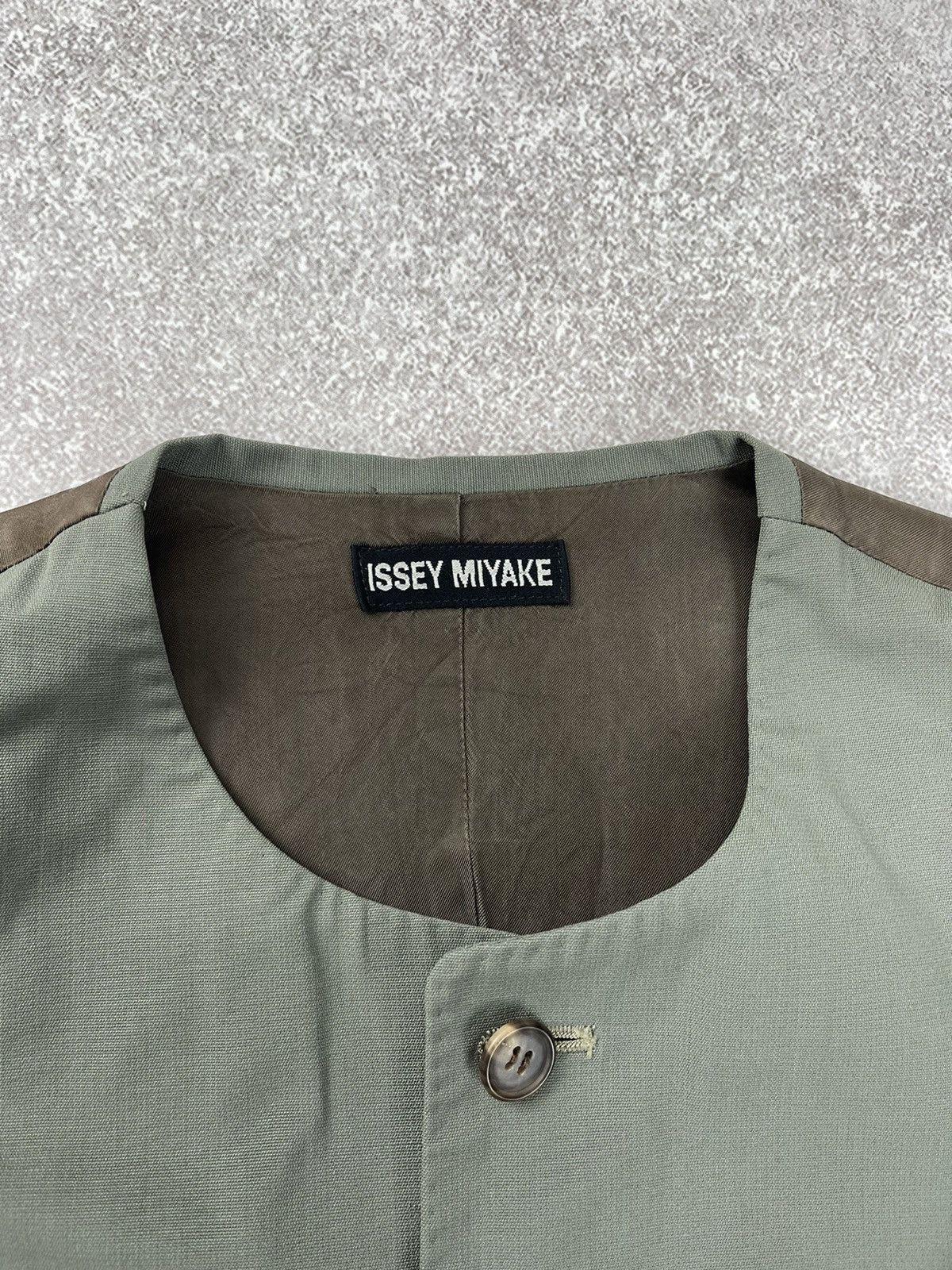 Issey Miyake × Japanese Brand × Vintage Vintage Issey Miyake Japan Style Vest Size M Size US M / EU 48-50 / 2 - 4 Thumbnail