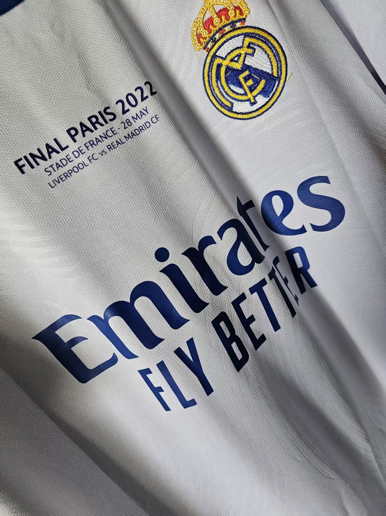 Other 2022 Real Madrid 9 Benzema Jersey Size US L / EU 52-54 / 3 - 5 Thumbnail