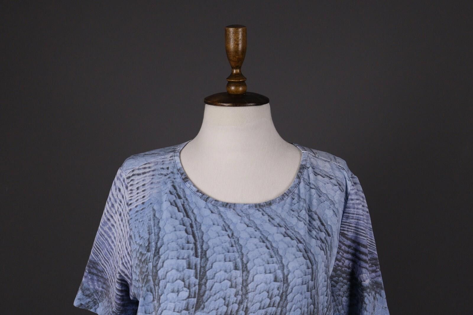 Carlo Colucci Carlo Colucci Blue Abstract Short Sleeve Top Shirt Size 42 Size M / US 6-8 / IT 42-44 - 2 Thumbnail