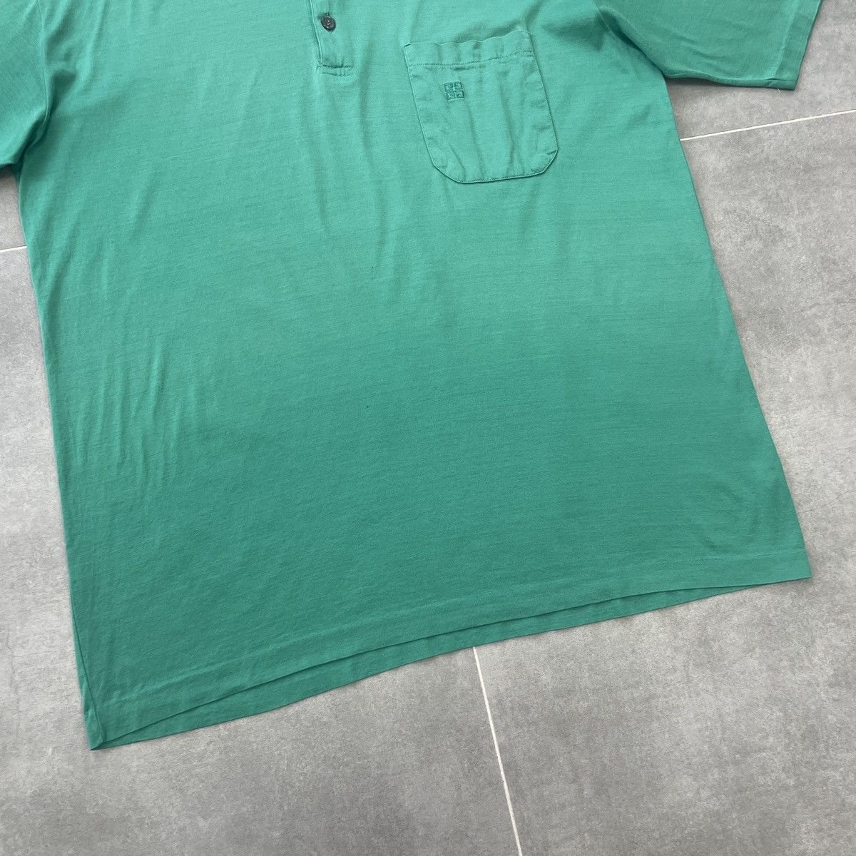 Givenchy × Vintage Vintage Givenchy Paris Gentleman Polo Shirt Size XL Size US XL / EU 56 / 4 - 4 Thumbnail