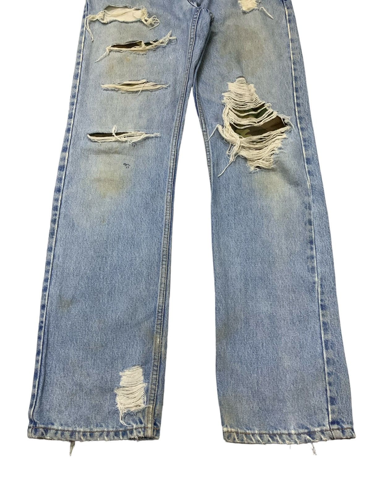 Hysteric Glamour × Levi's Vintage Levis 505 Distressed Camo Patch Inside Jeans Size US 29 - 4 Thumbnail