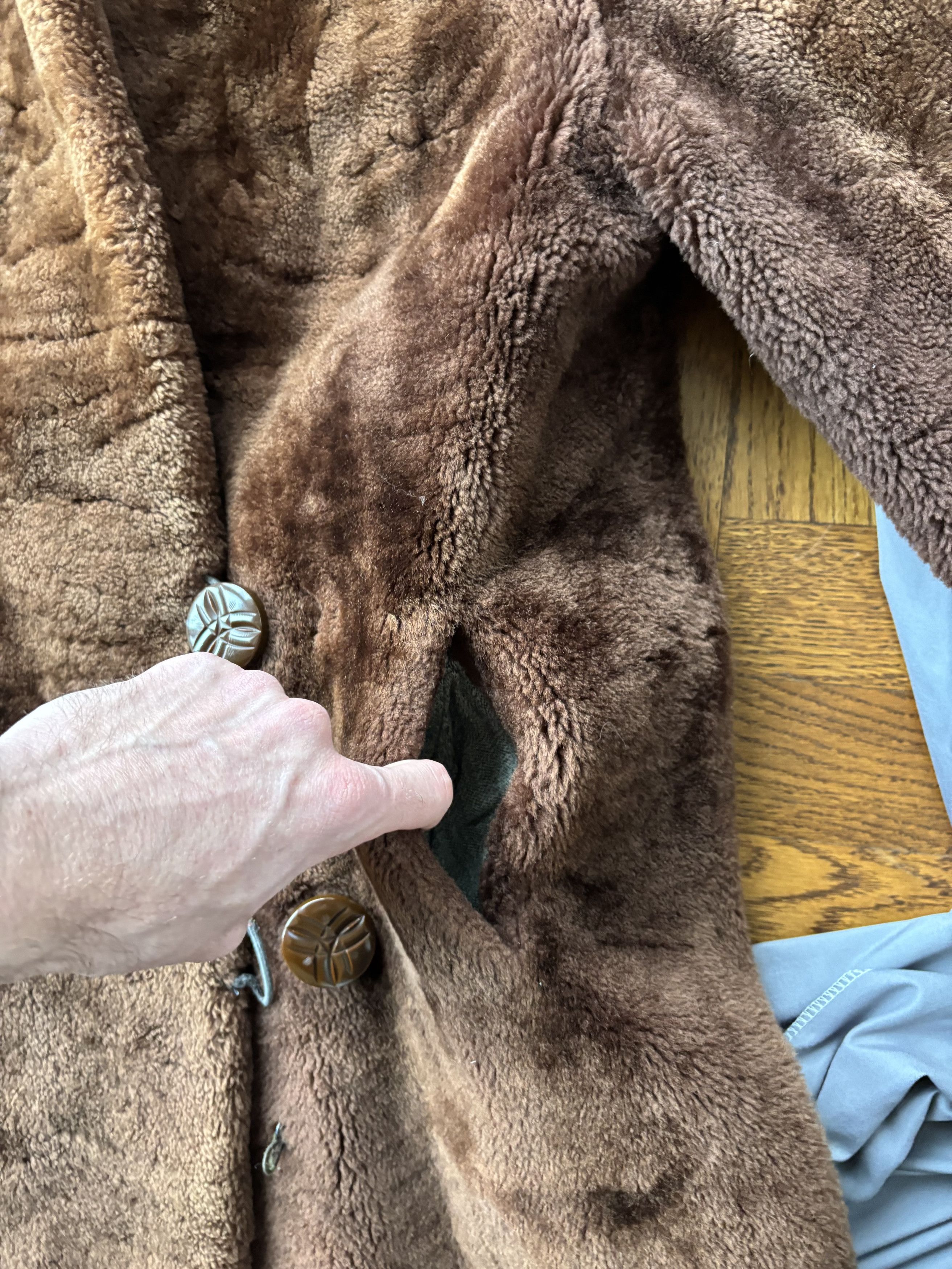 Vintage 1950s Fur Coat Vintage Sheared Beaver Long Trench Overcoat Size US XS / EU 42 / 0 - 14 Thumbnail