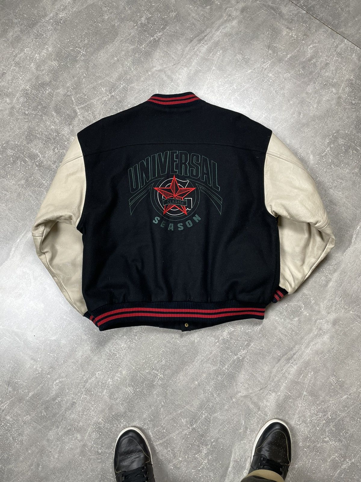 Gap × Vintage Vintage GAP Wool / Leather Universal Varsity Jacket 90s Size US L / EU 52-54 / 3 - 7 Thumbnail