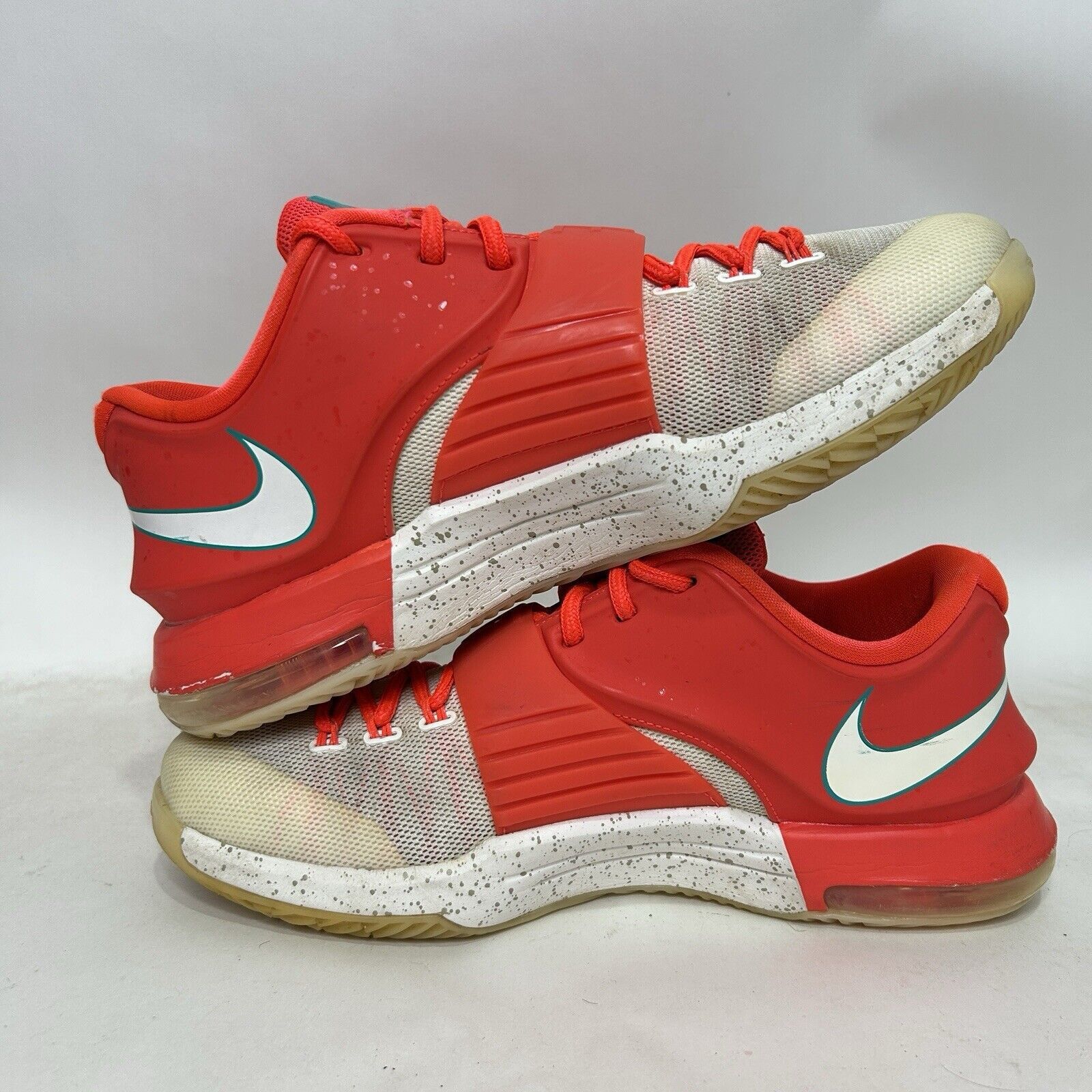 Nike Nike KD 7 “Christmas/Egg Nog” Size US 8.5 / EU 41-42 - 3 Thumbnail