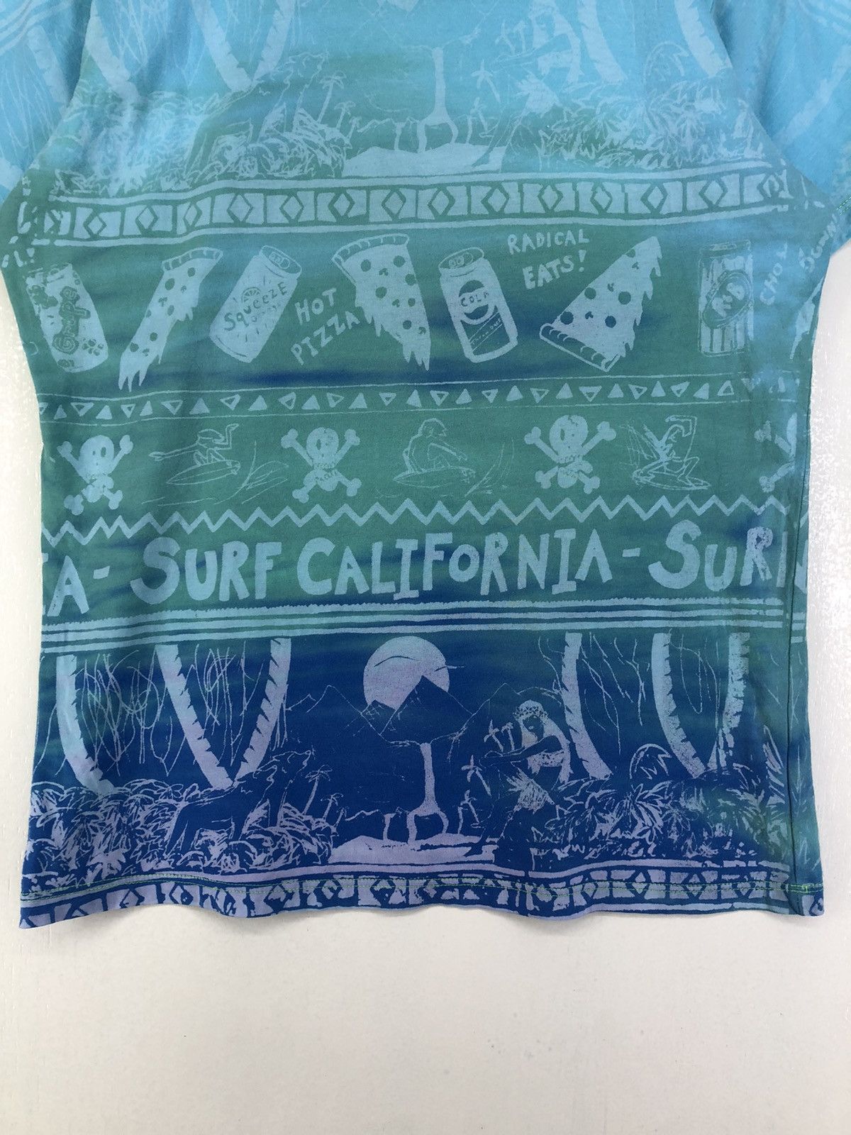 Japanese Brand Mowgli Surf Distressed Tshirt Size US M / EU 48-50 / 2 - 6 Thumbnail