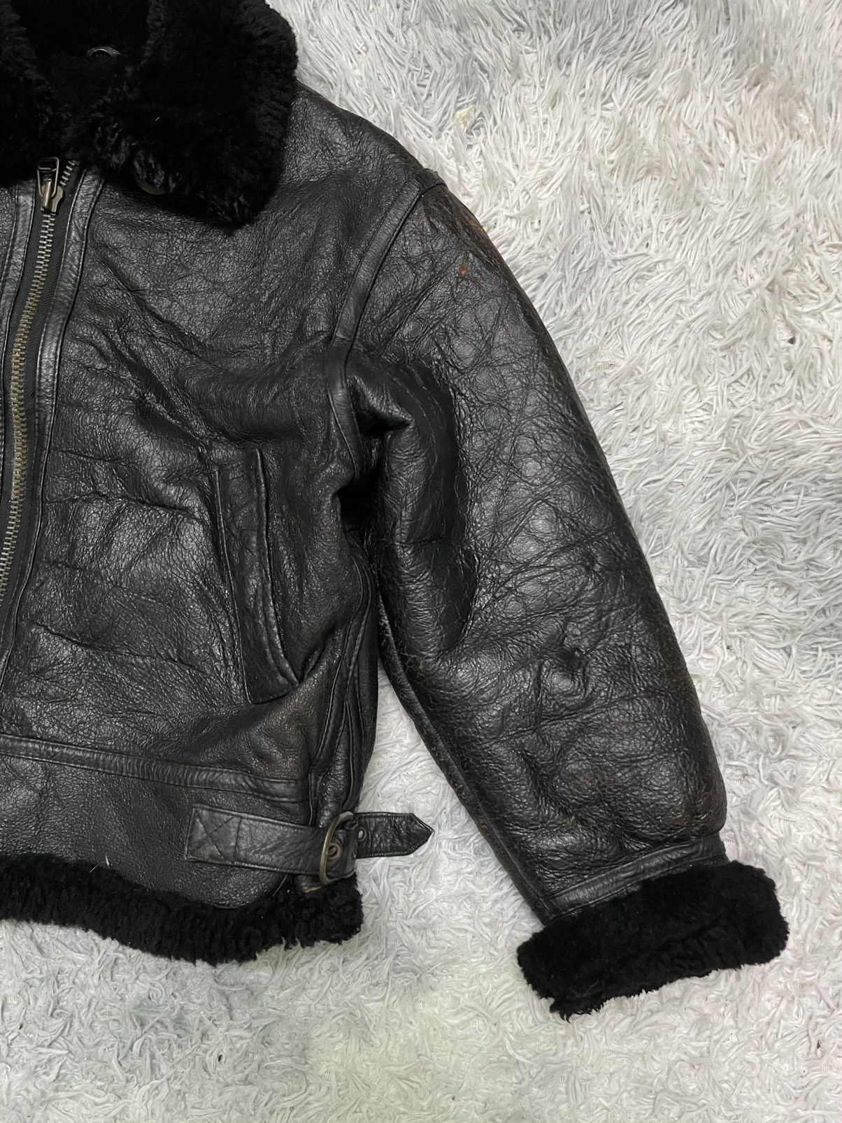 Kanye West Vintage USAF SheepSkin B-3 Jacket As Wear by Kanye West Size US S / EU 44-46 / 1 - 4 Thumbnail