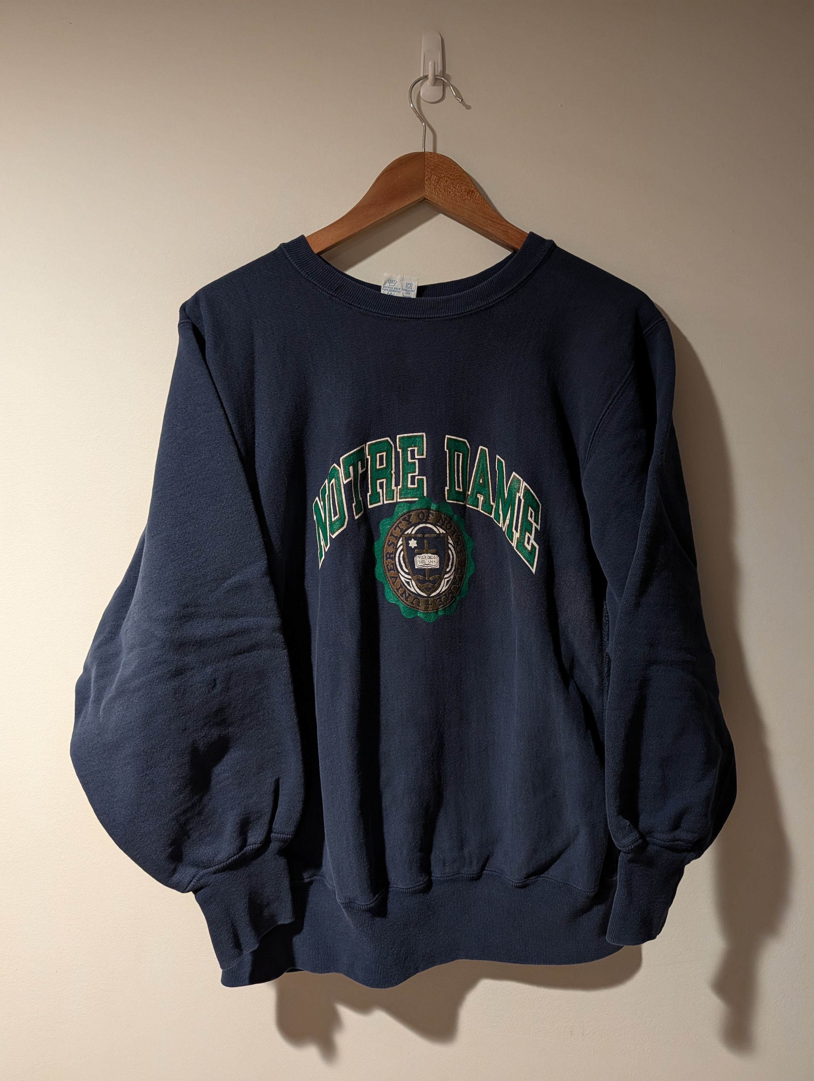 NCAA Vintage 90s Notre Dame Champion Reverse Weave Sweatshirt Size US L / EU 52-54 / 3 - 1 Thumbnail