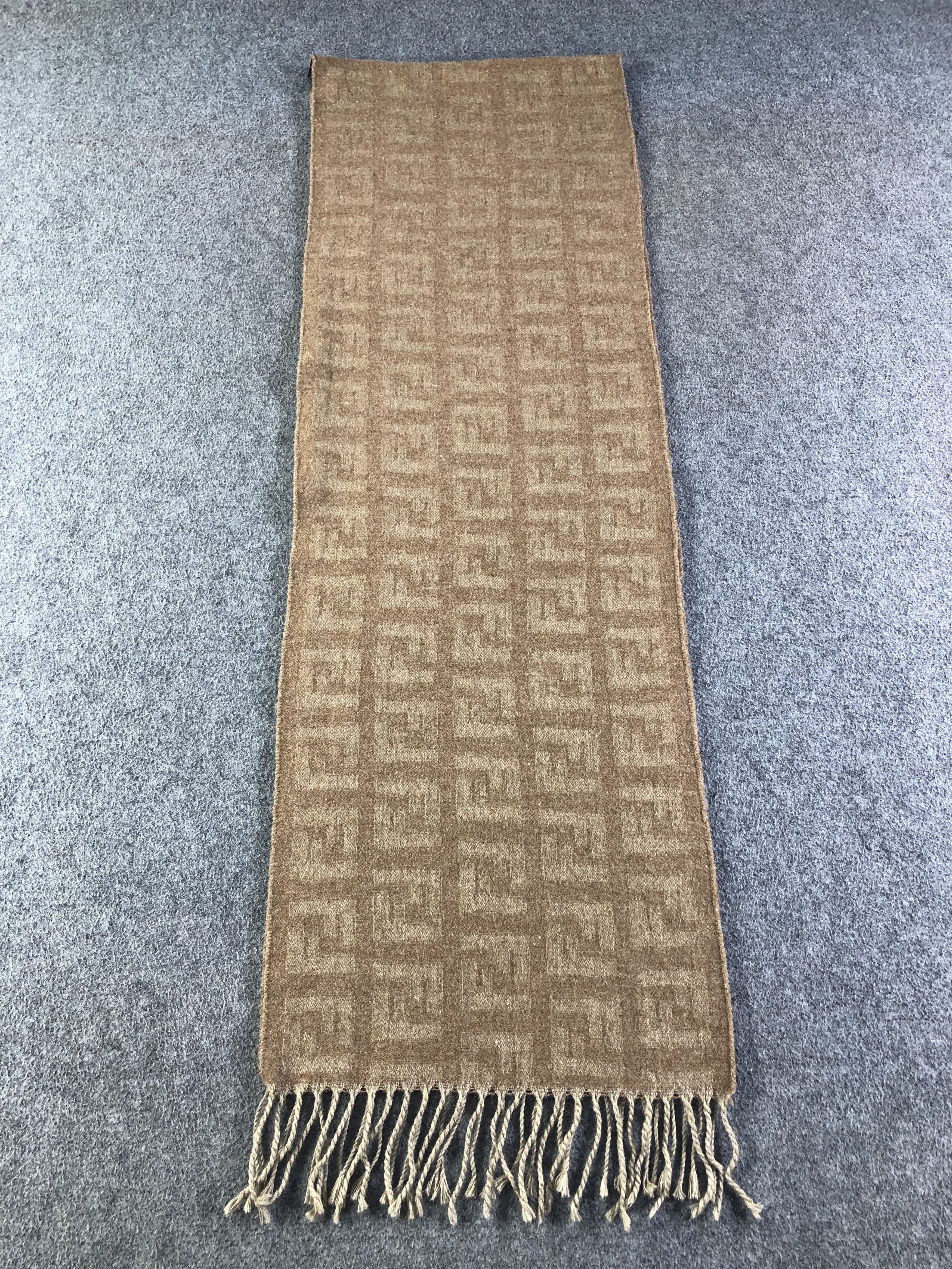 Fendi Fendi Cashmere Scarf / Muffler / Neckwear SS1402 Size ONE SIZE - 4 Thumbnail