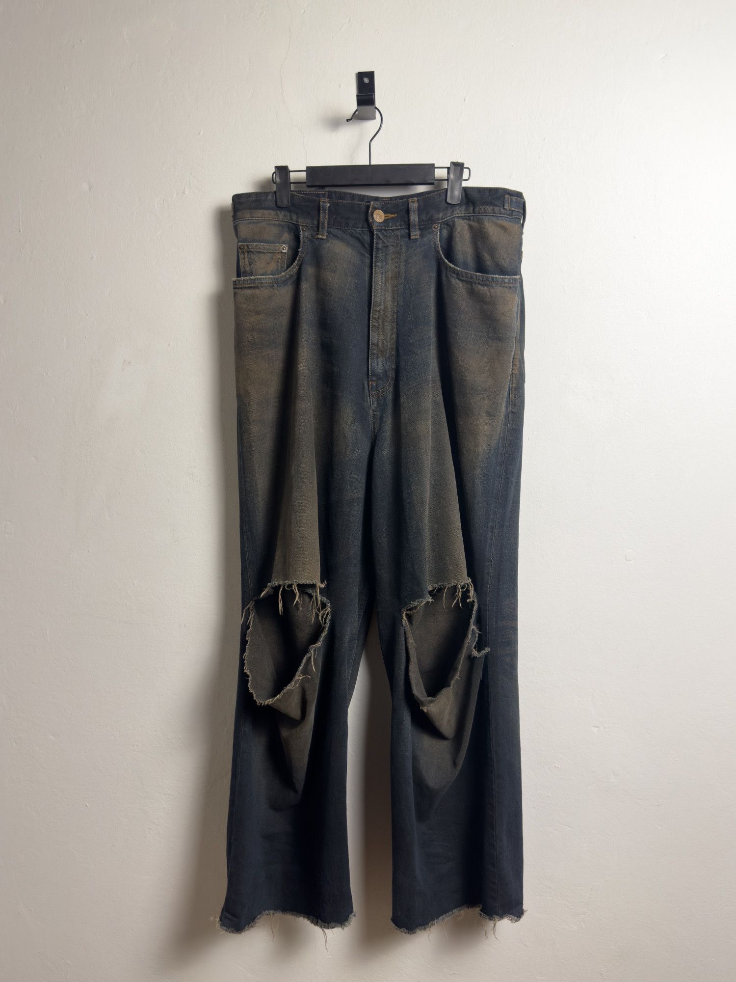 Balenciaga Balenciaga Mud Wash Destroyed Skater Jeans | Grailed