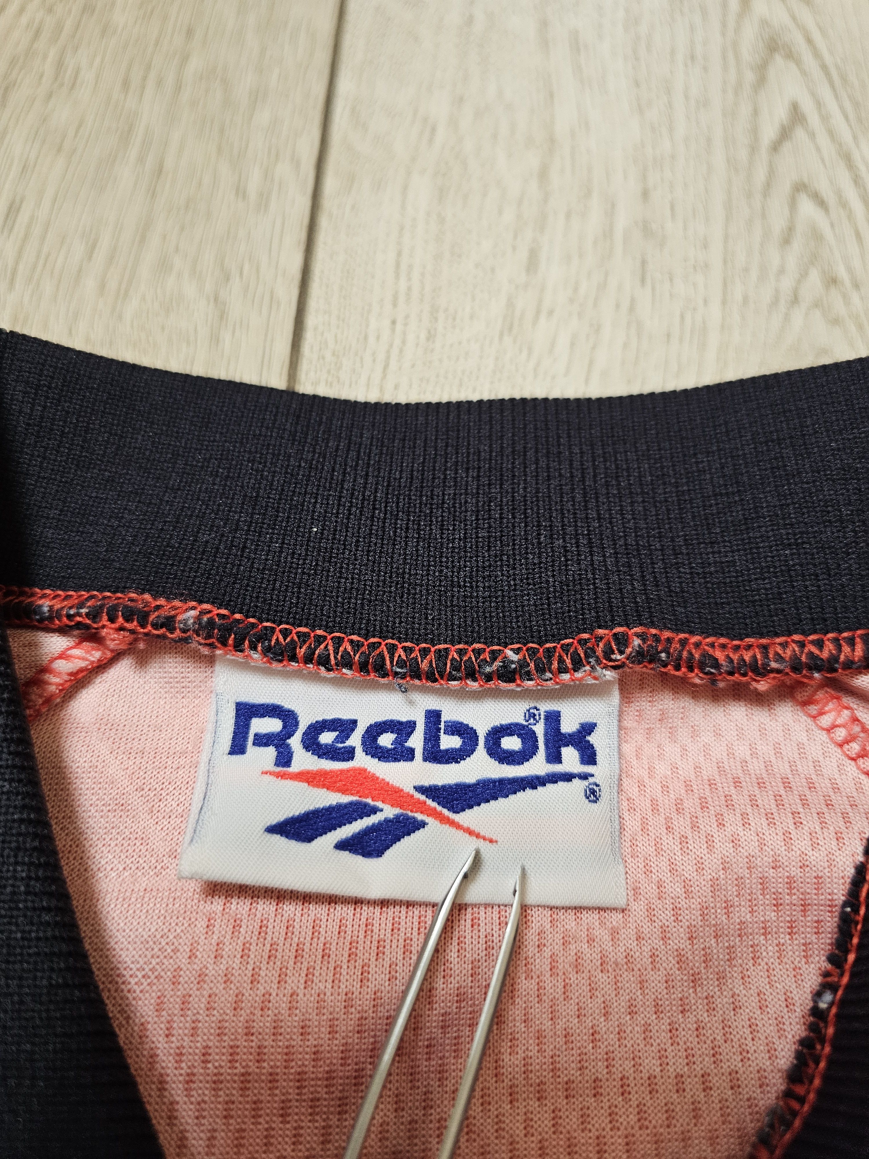 Reebok × Vintage NEUCHATEL XAMAX 1995 1996 MATCH WORN FOOTBALL SOCCER JERSEY Size US XL / EU 56 / 4 - 12 Thumbnail