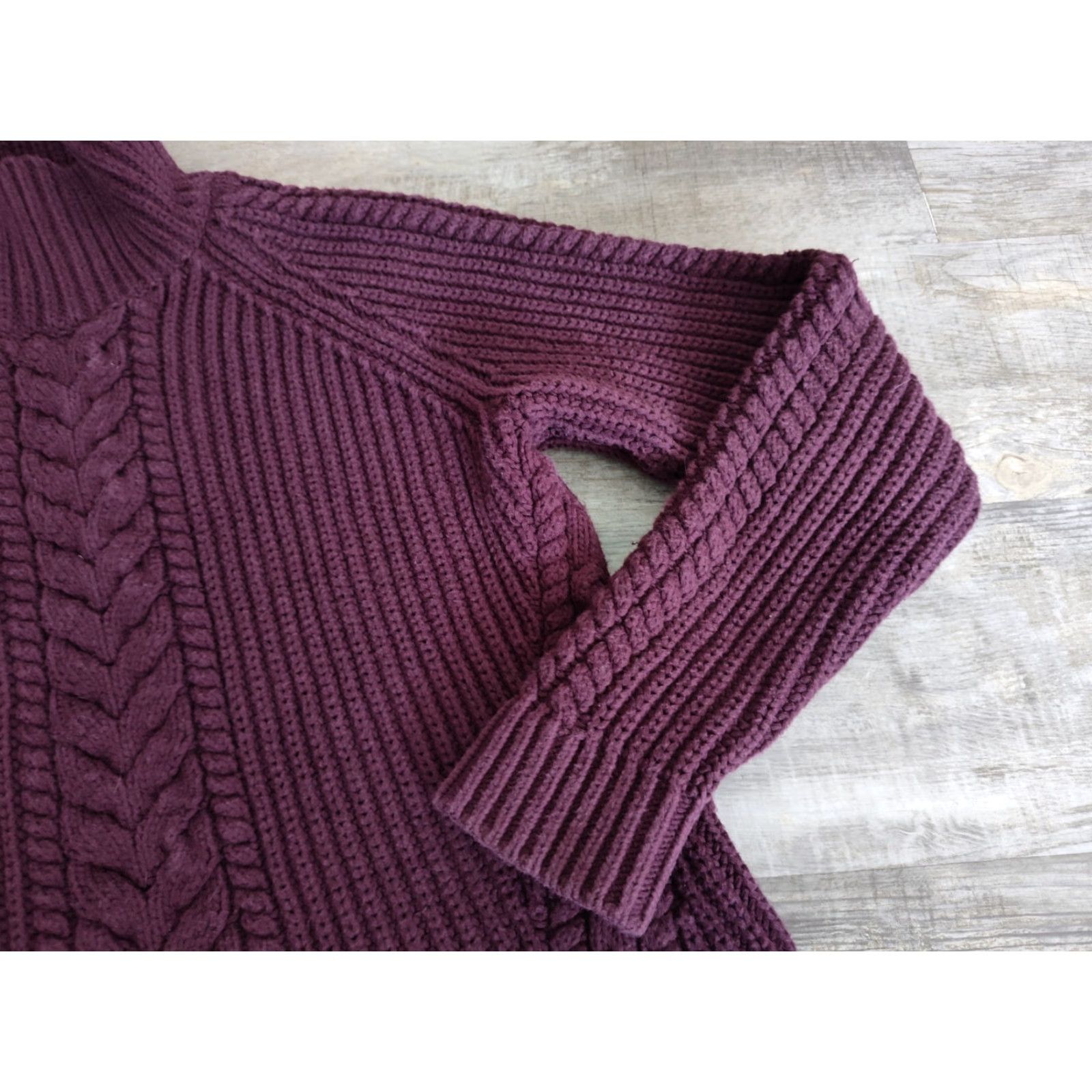 Lululemon VINTAGE Lululemon Women's Sweater Pullover Turtleneck Casual Size 4 Burgundy Cotton Size S / US 4 / IT 40 - 3 Thumbnail