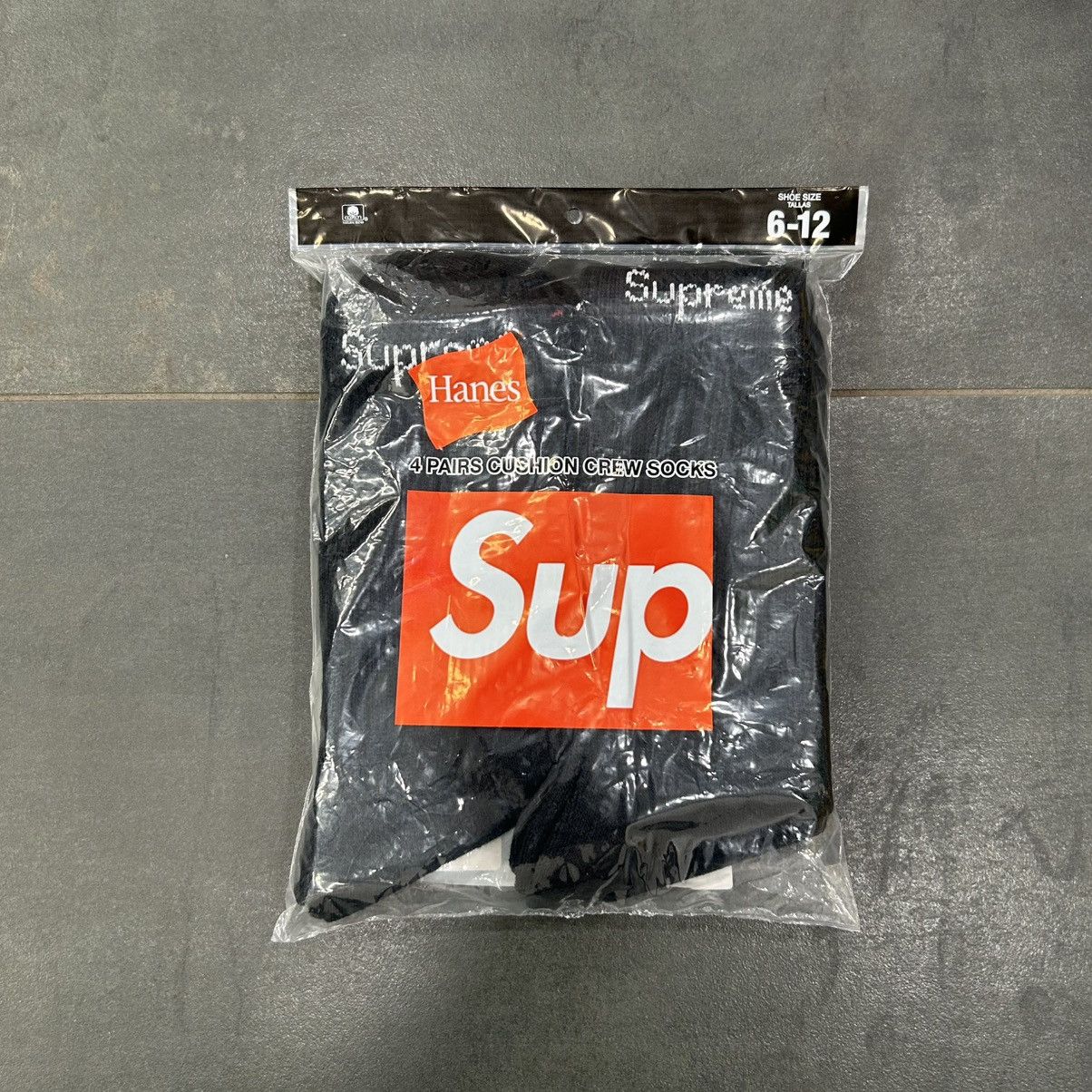 Supreme Supreme Hanes Socks (4 Pack) Black Size ONE SIZE - 1 Thumbnail