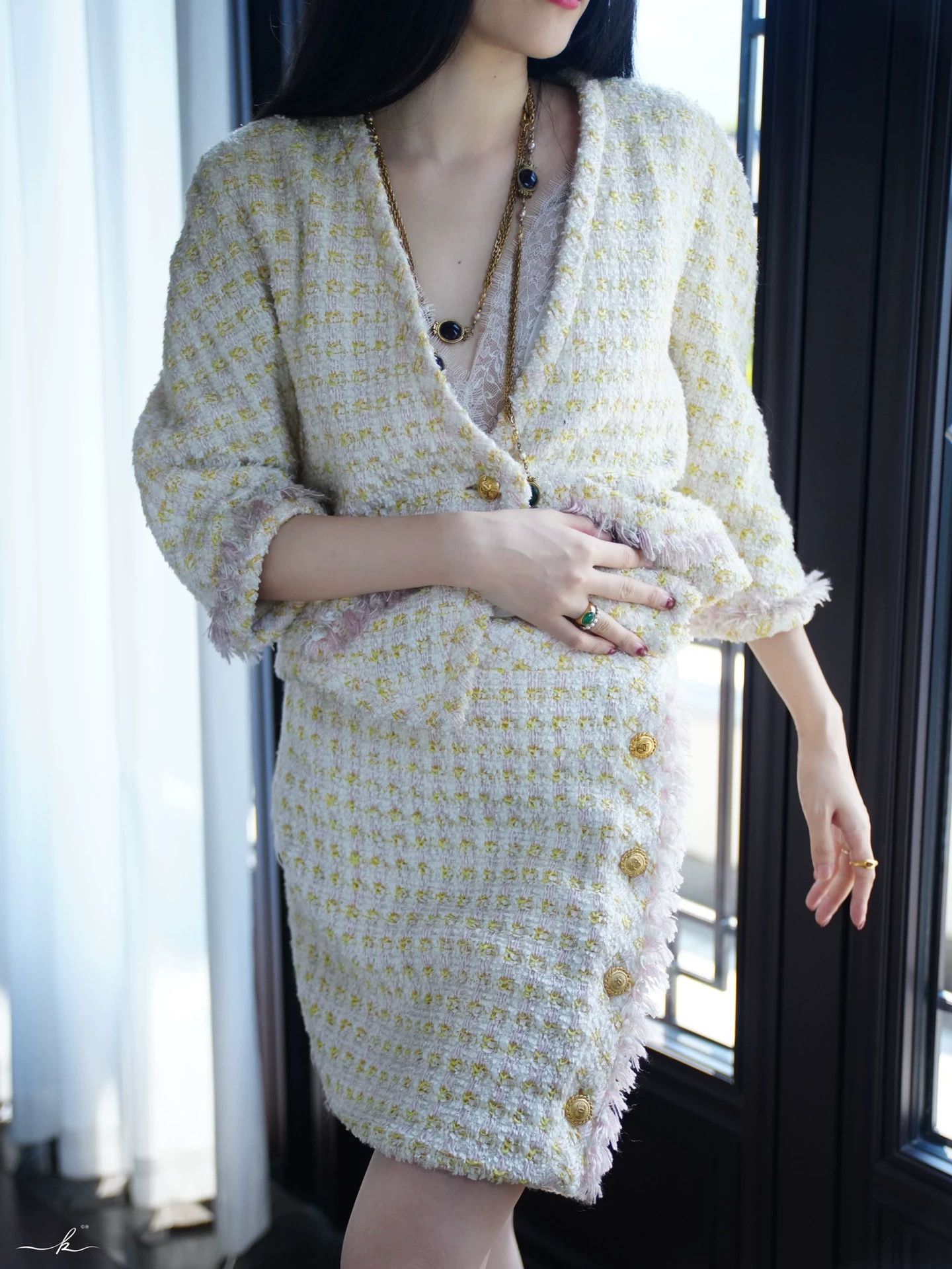 Chanel Chanel 1992 Yellow-Pink Lurex Tweed Suit Skirt Set Size M / US 6-8 / IT 42-44 - 4 Thumbnail