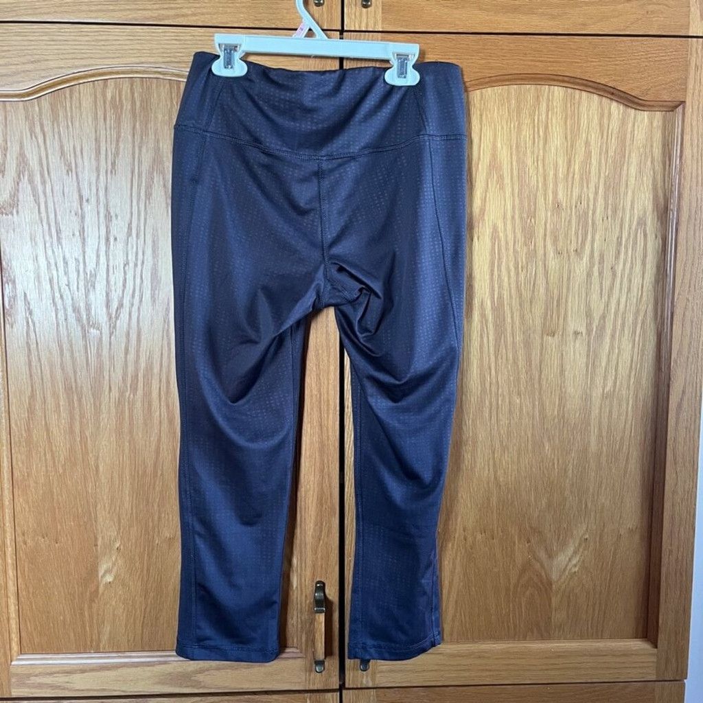 Umbro Umbro Dark Gray Performance Leggings Size 28" / US 6 / IT 42 - 14 Thumbnail