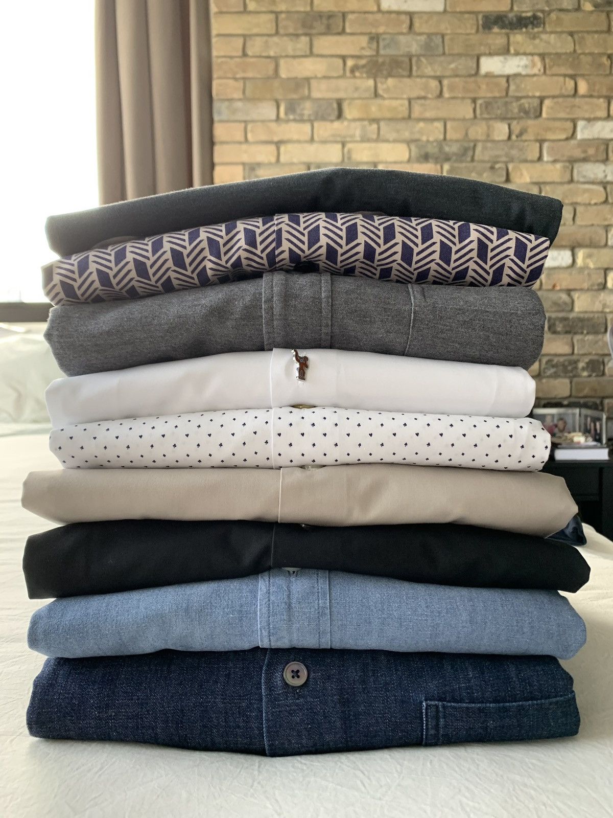 Paul Smith Collection of 9 Tops! (8 shirts & 1 t-shirt) Size US M / EU 48-50 / 2 - 3 Thumbnail