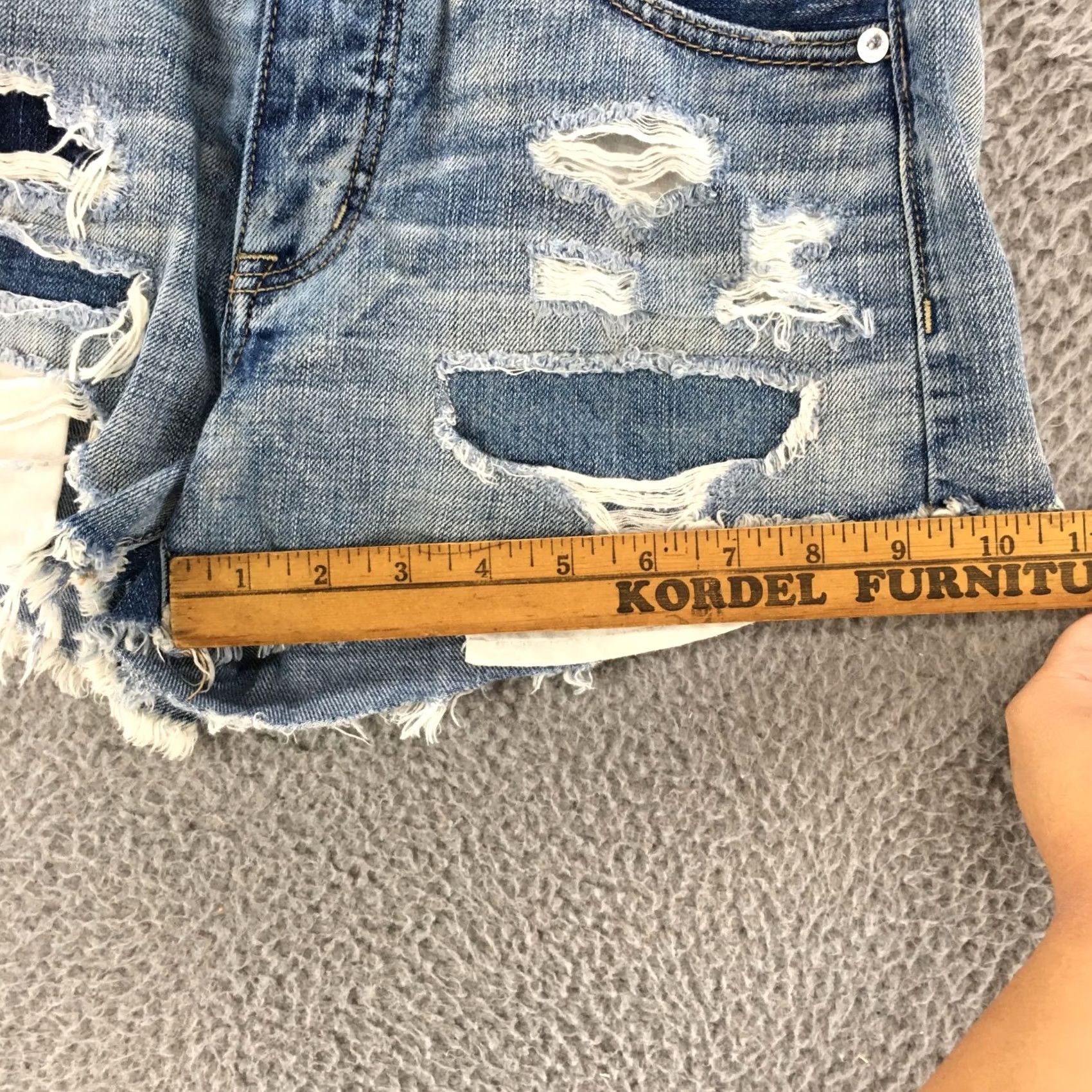 American Eagle Outfitters American Eagle Outfitters Shorts Womens 2 Blue Button Fly Mid Rise Cut-Off Denim 5-Pocket Vintage? No Size 26" / US 2 / IT 38 - 5 Thumbnail