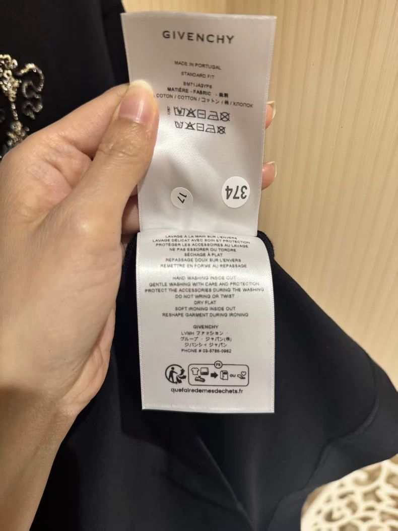 Givenchy Givenchy Black T-Shirt Size US M / EU 48-50 / 2 - 9 Thumbnail