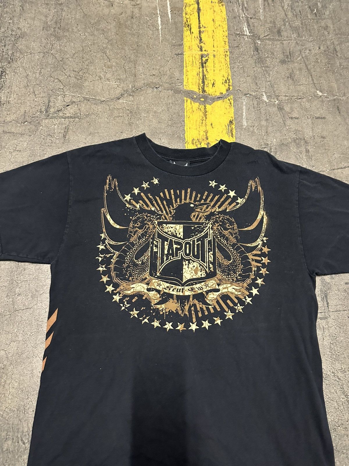 Tapout × Vintage Y2K tap out tee Size US M / EU 48-50 / 2 - 2 Thumbnail