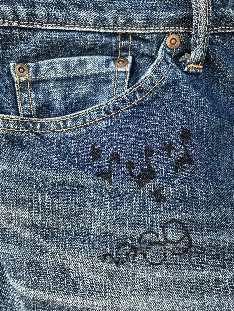 Wtaps Wtaps size L Hand-drawn graffiti wash jeans Size US 39 - 5 Thumbnail