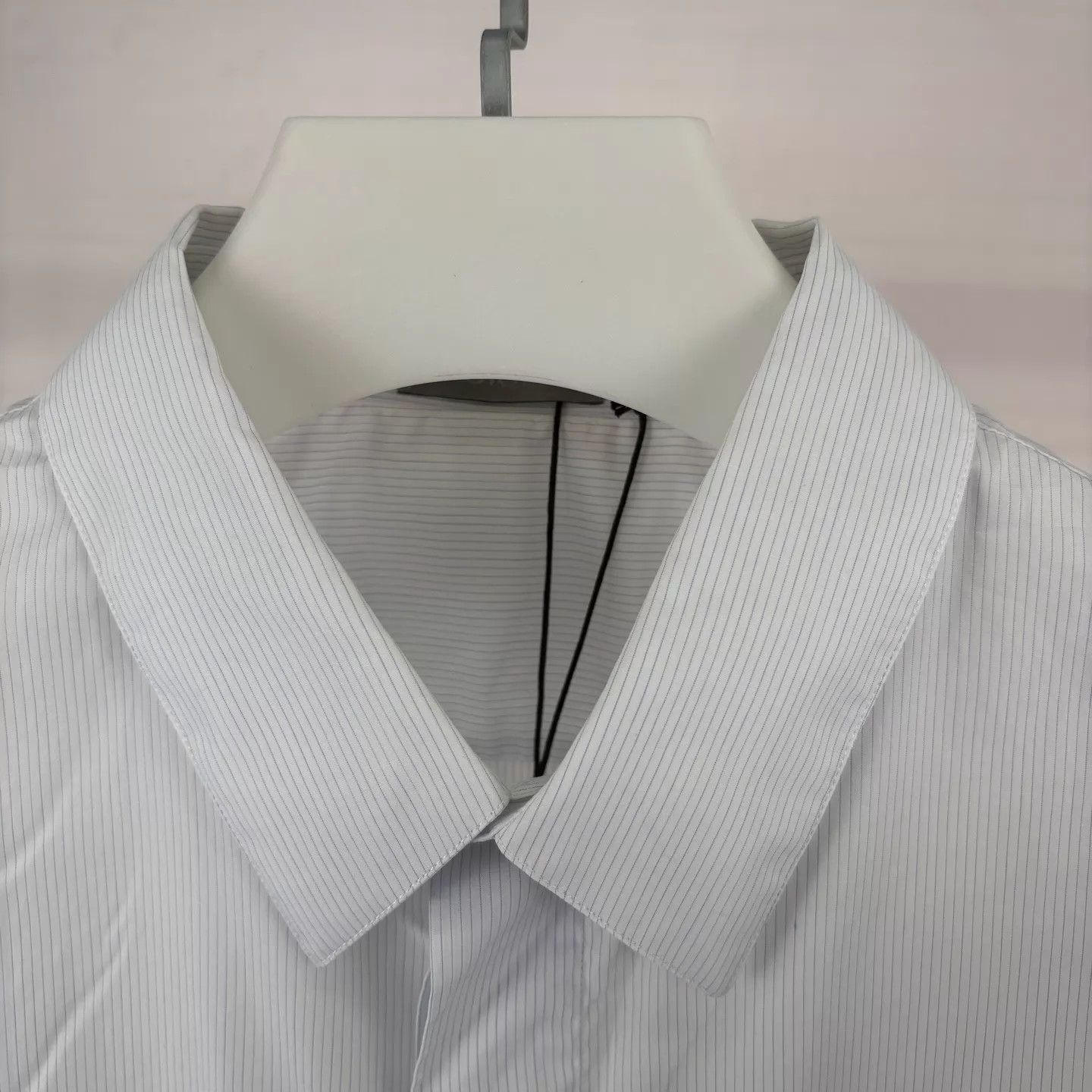 Dior Dior Pin Logo Short Sleeve Shirt 41 100% Cotton Size US L / EU 52-54 / 3 - 3 Thumbnail