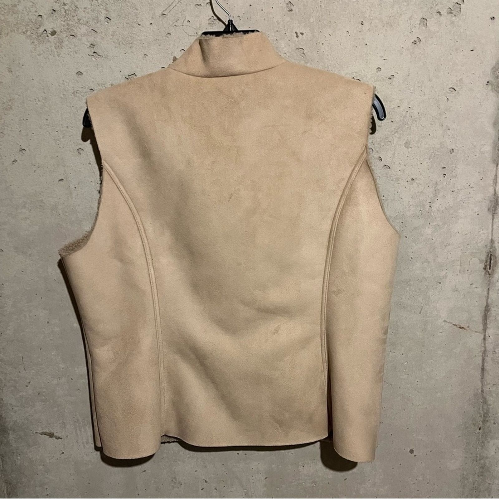 Lands' End LANDS END Faux Suede Leather Vest NWT Camel Tan Sherpa Lined Size XL / US 12-14 / IT 48-50 - 5 Thumbnail