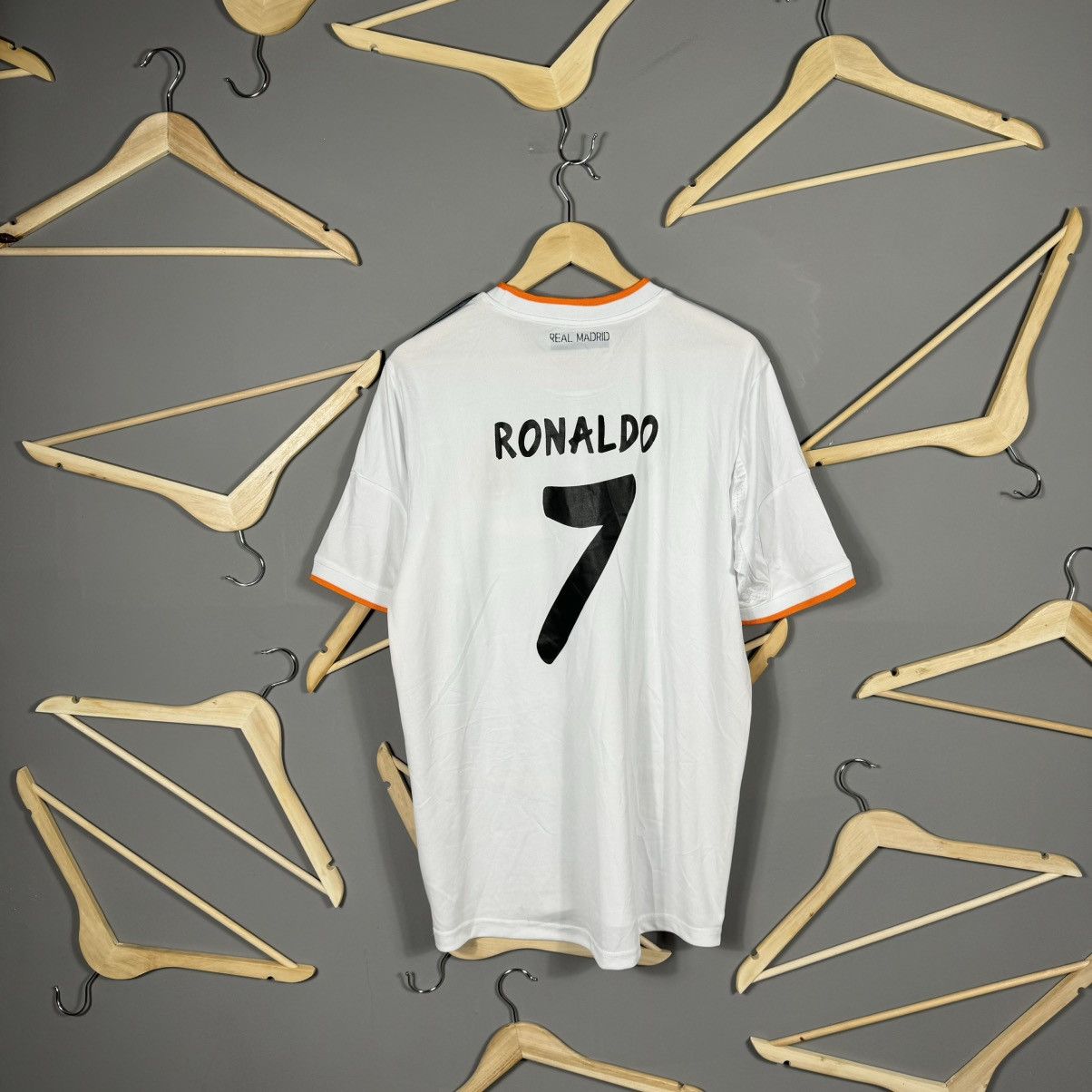 Other Real Madrid 2013-14 #7 Ronaldo Fan Soccer Jersey Size US L / EU 52-54 / 3 - 2 Thumbnail